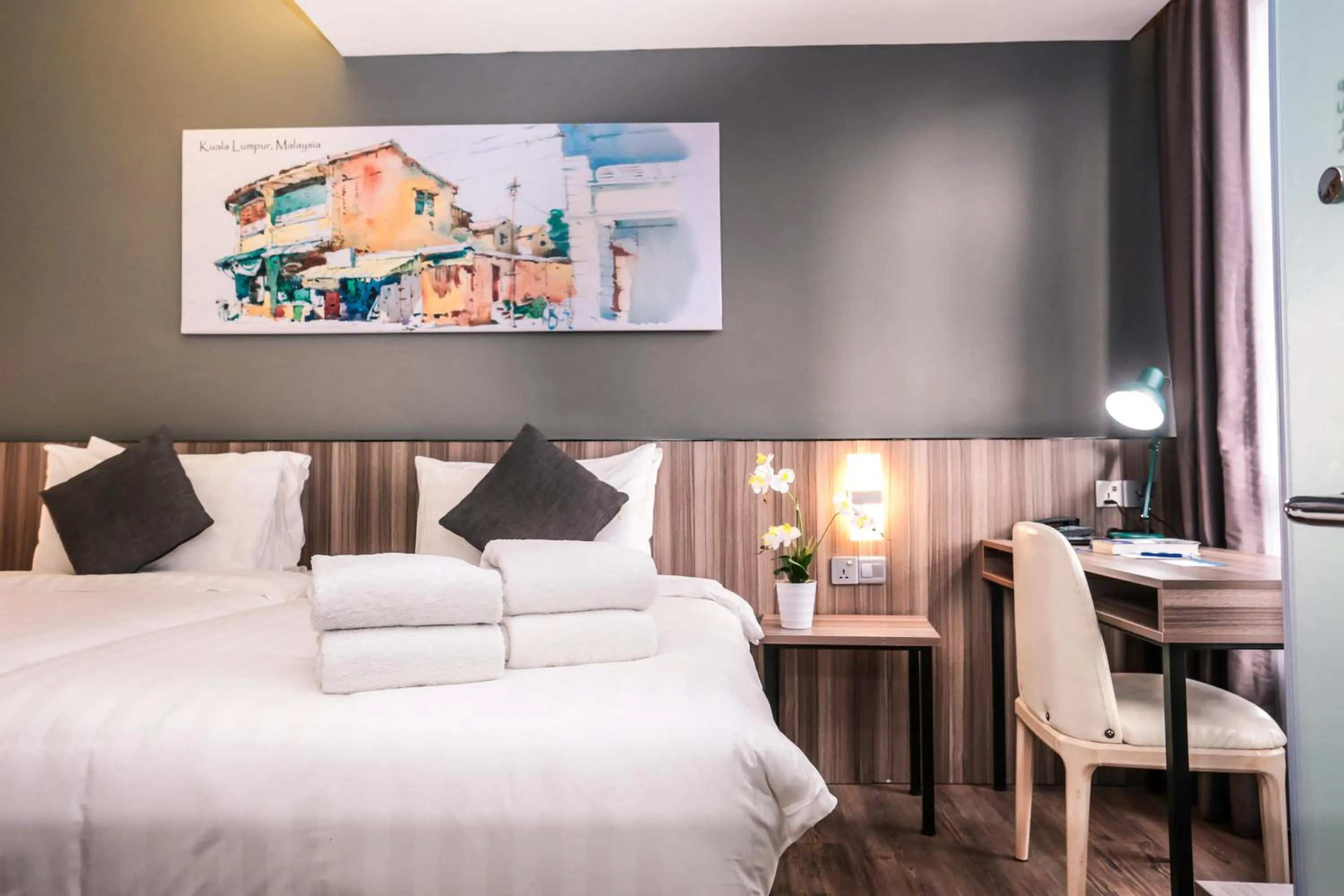 Bedroom, Bed in Days Hotel & Suites by Wyndham KL - Chan Sow Lin MRT or LRT