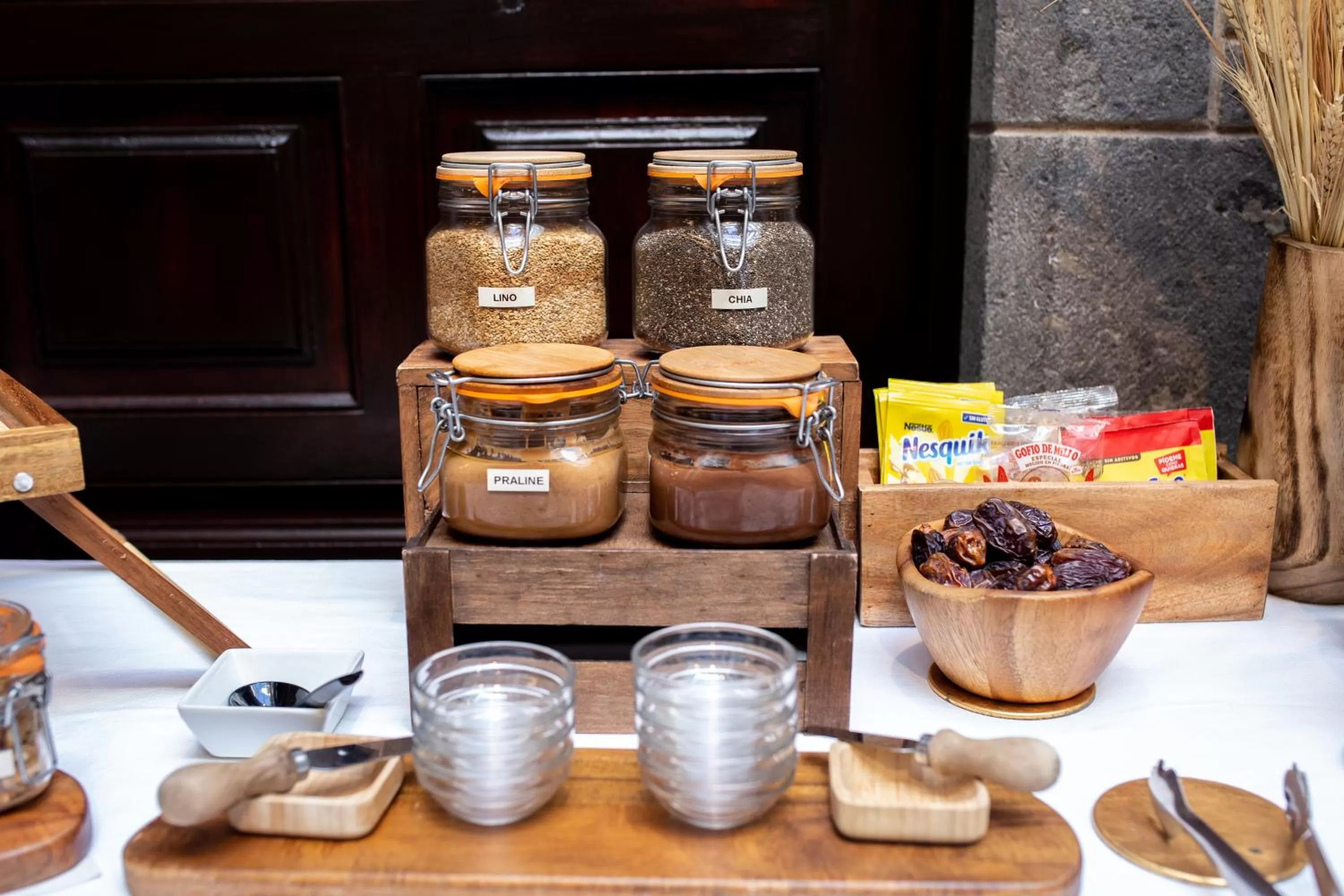 Dining area in Suites 1478
