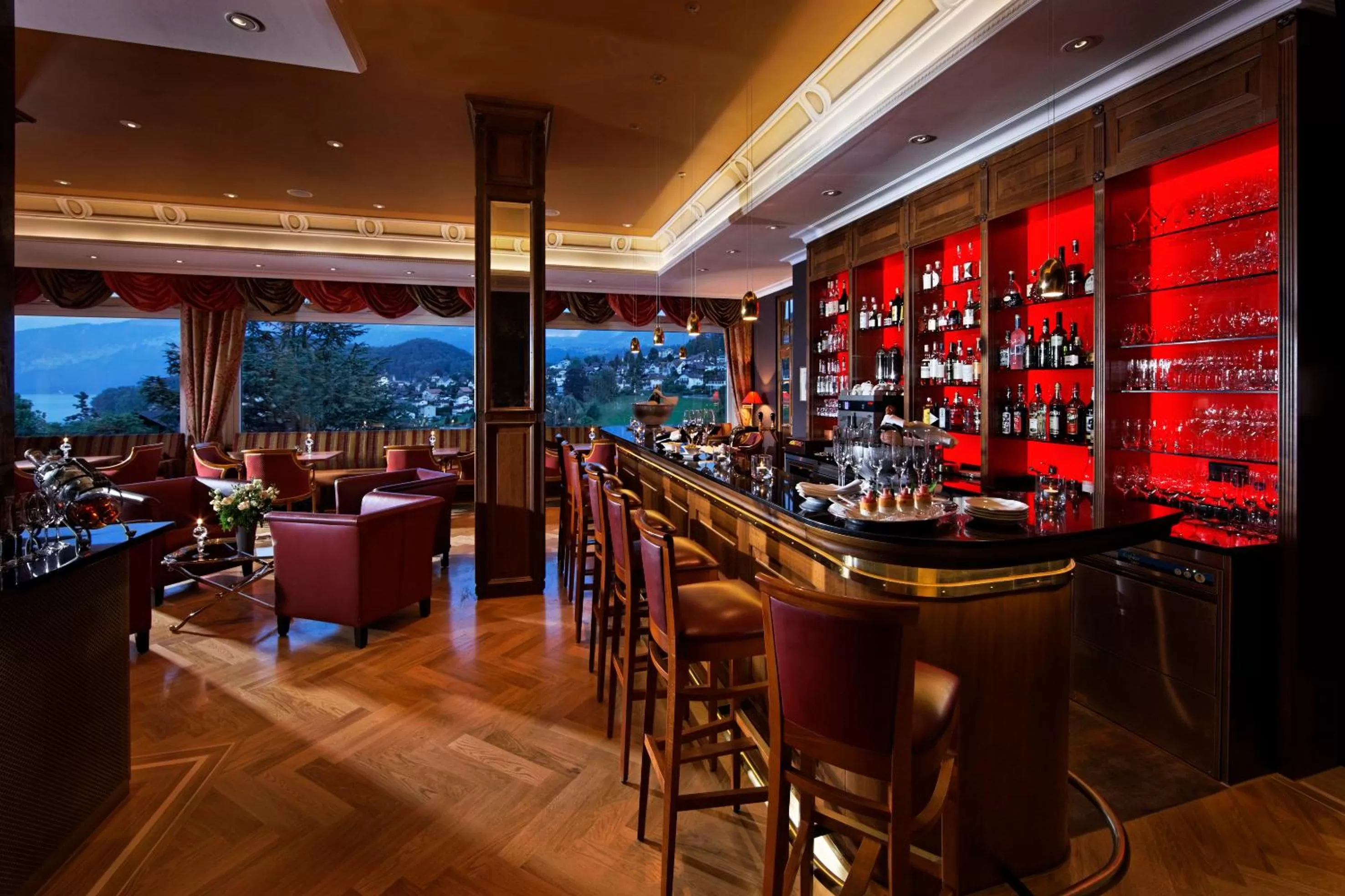 Lounge or bar in Hotel Eden Spiez