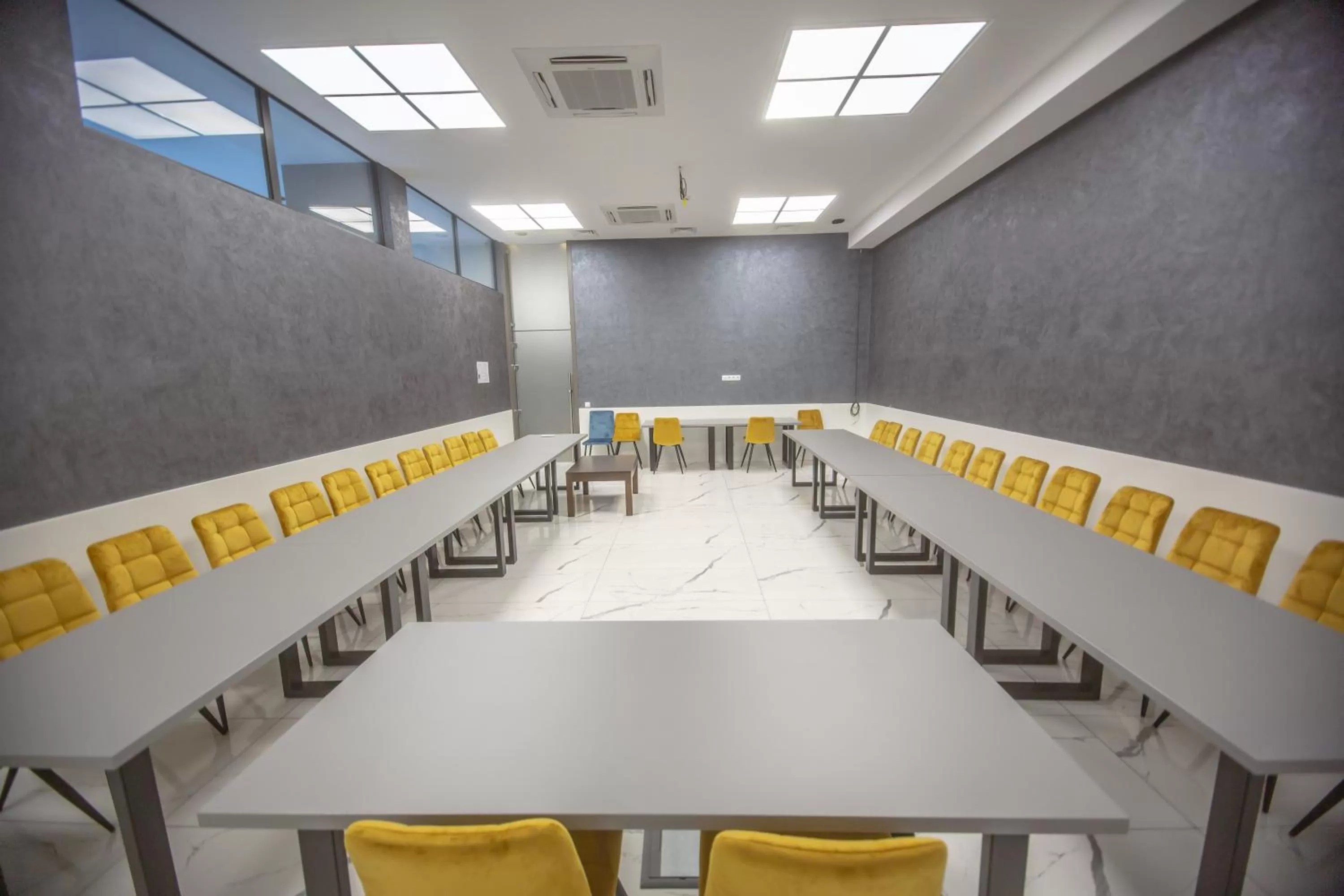 Meeting/conference room in Hotel Banovani