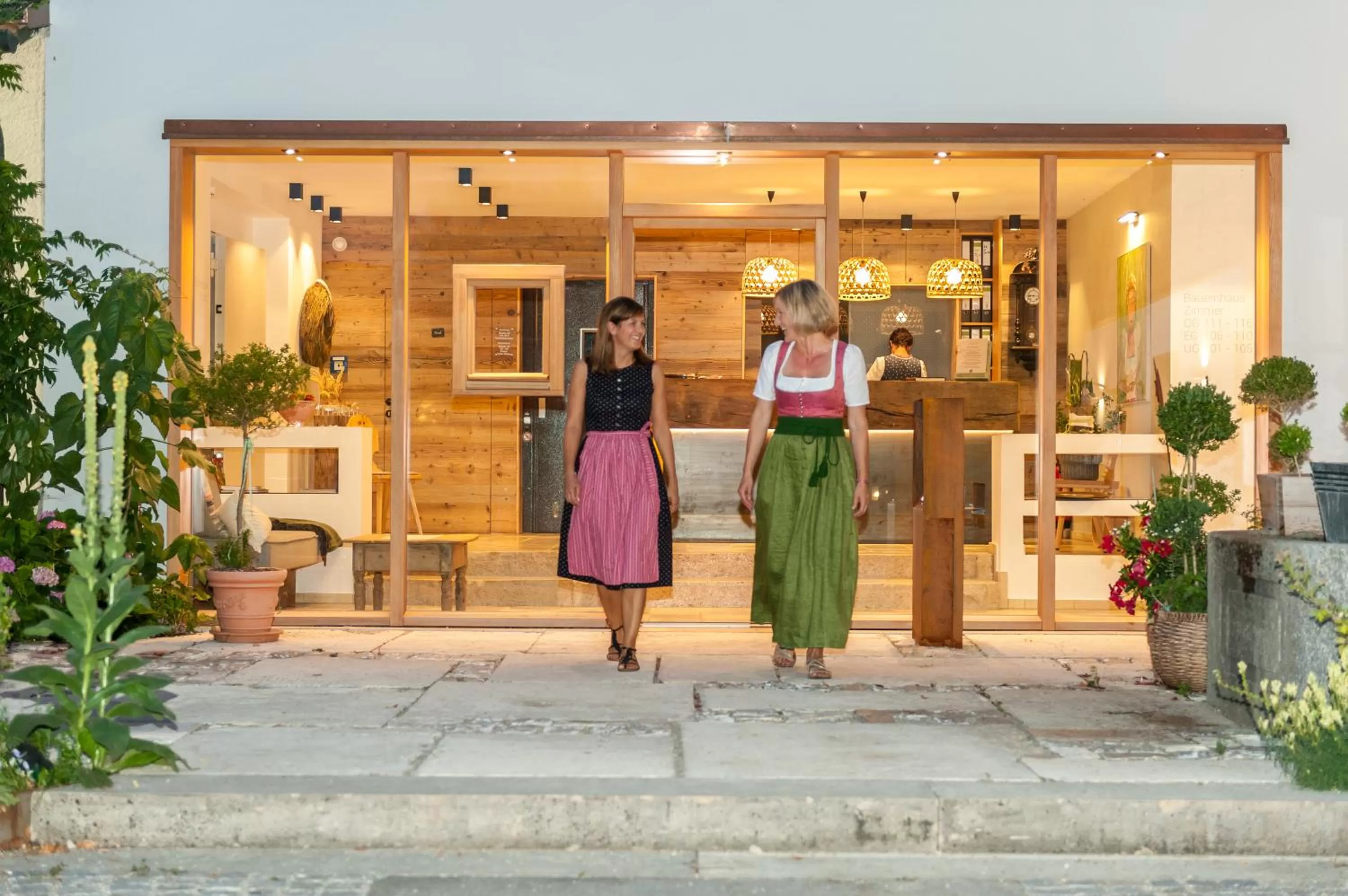 Facade/entrance in Forstnerwirt hotel | stubn | biergarten