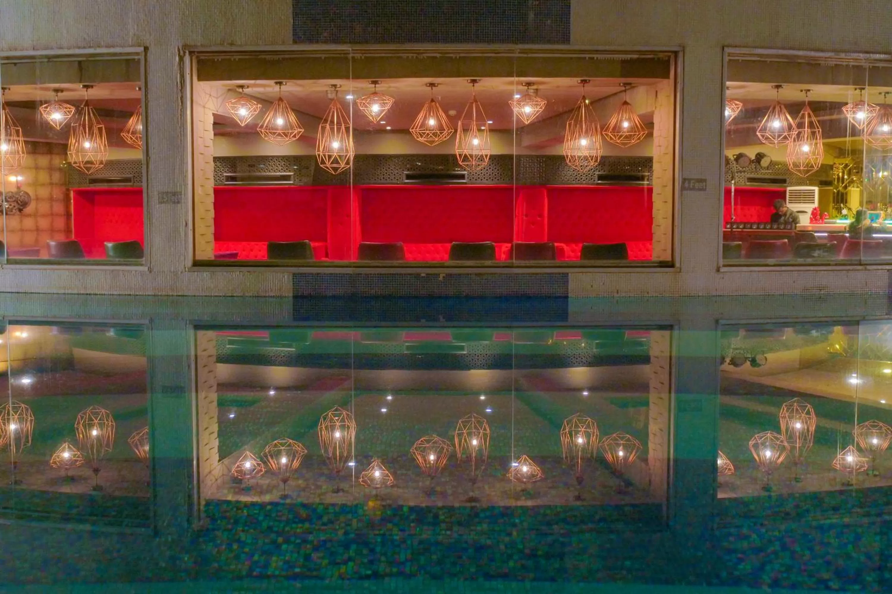 Communal lounge/ TV room in Radisson Blu Udaipur Palace Resort & Spa