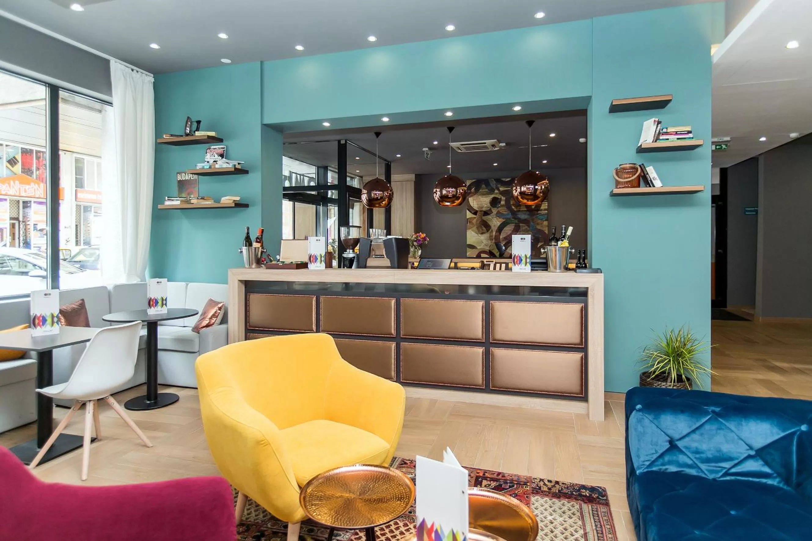 Lobby or reception in Roombach Hotel Budapest Center