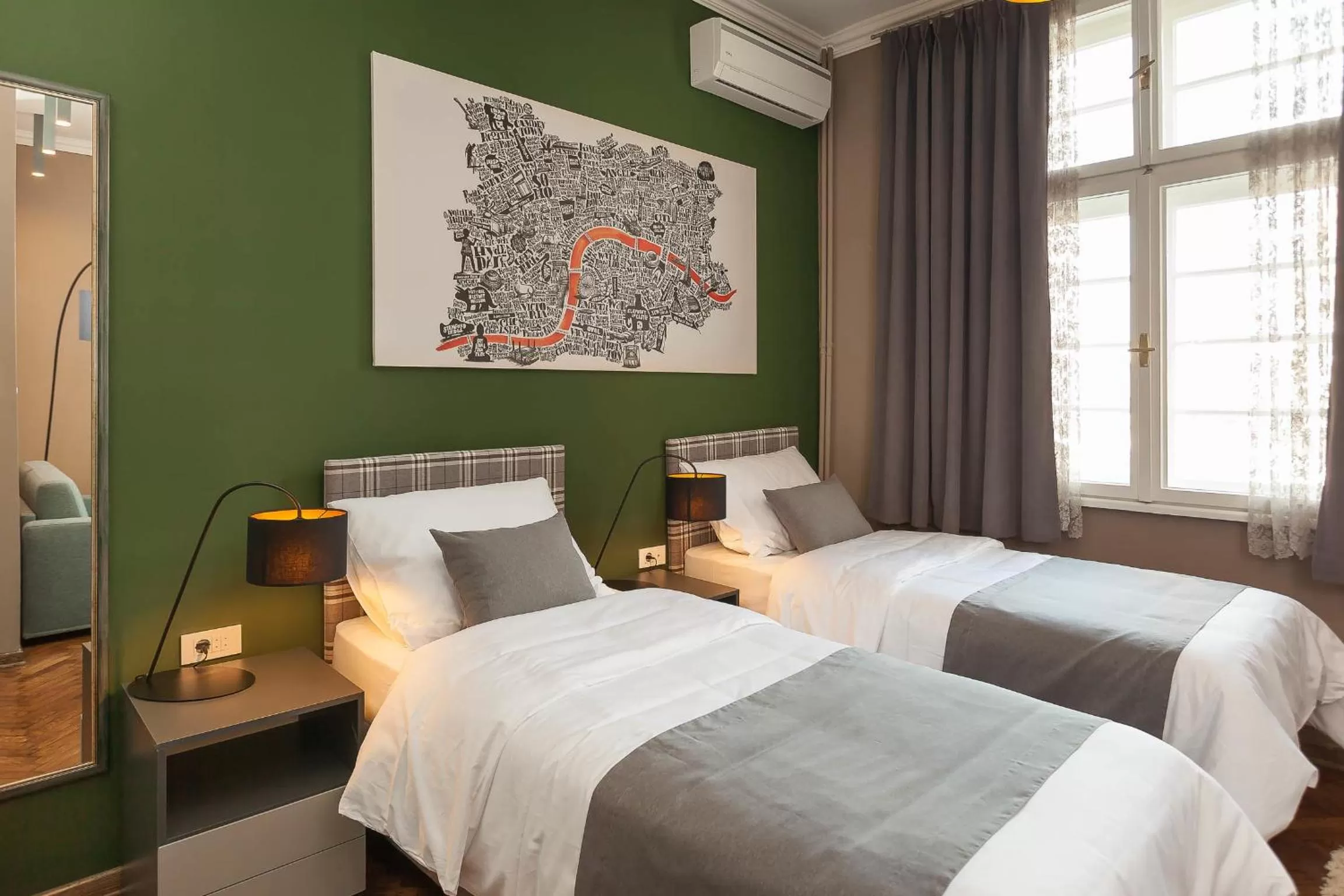 Bedroom, Bed in Hotel London B&B