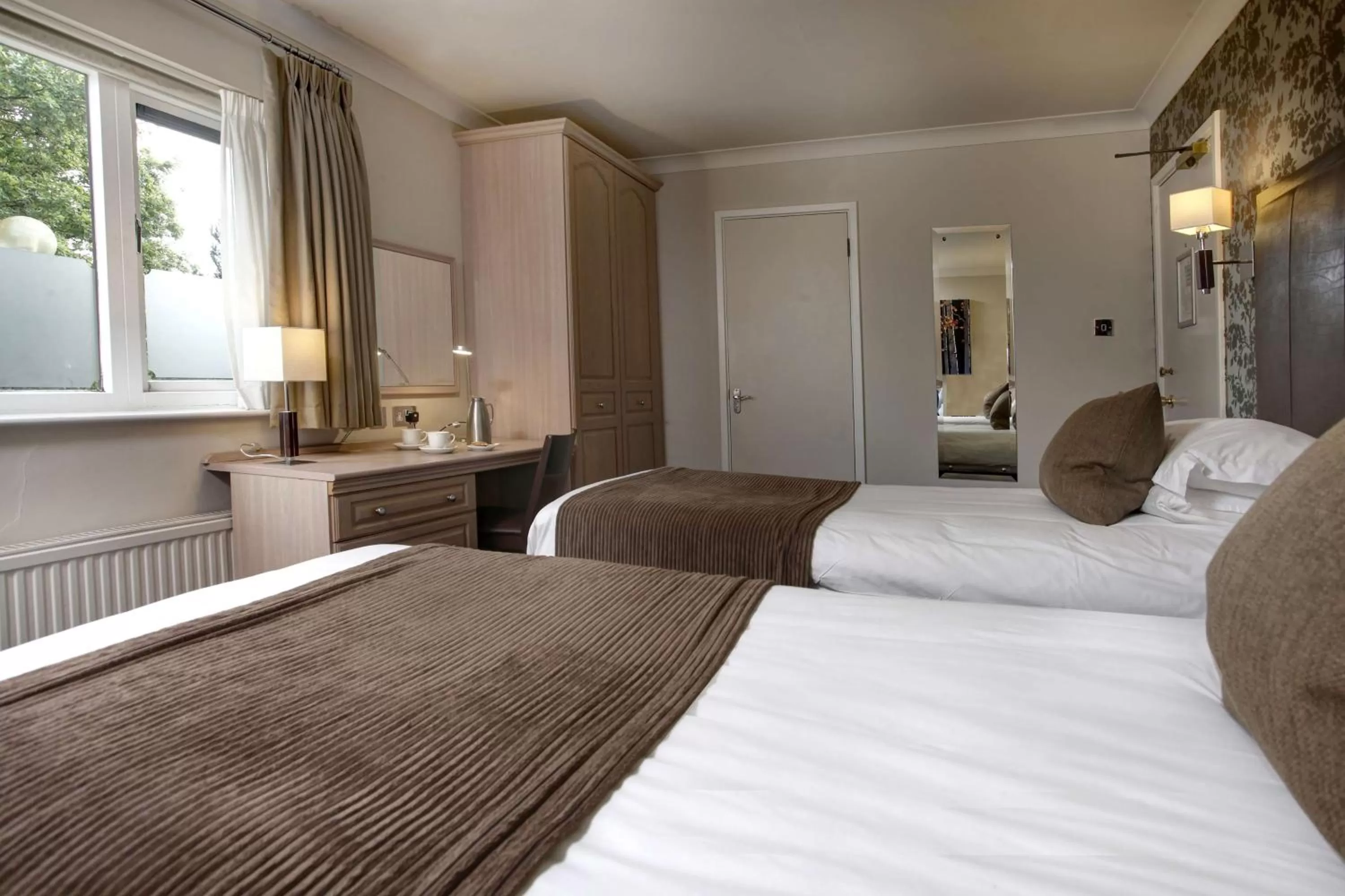 Executive Twin Room in Ivy Hill Hotel, Sure Hotel Collection by Best Western