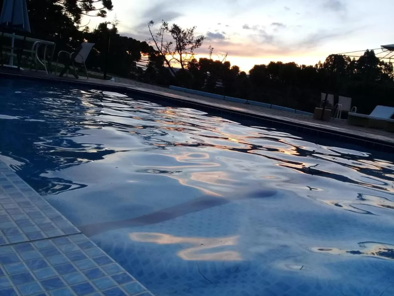 Swimming Pool in MD Luar da Montanha