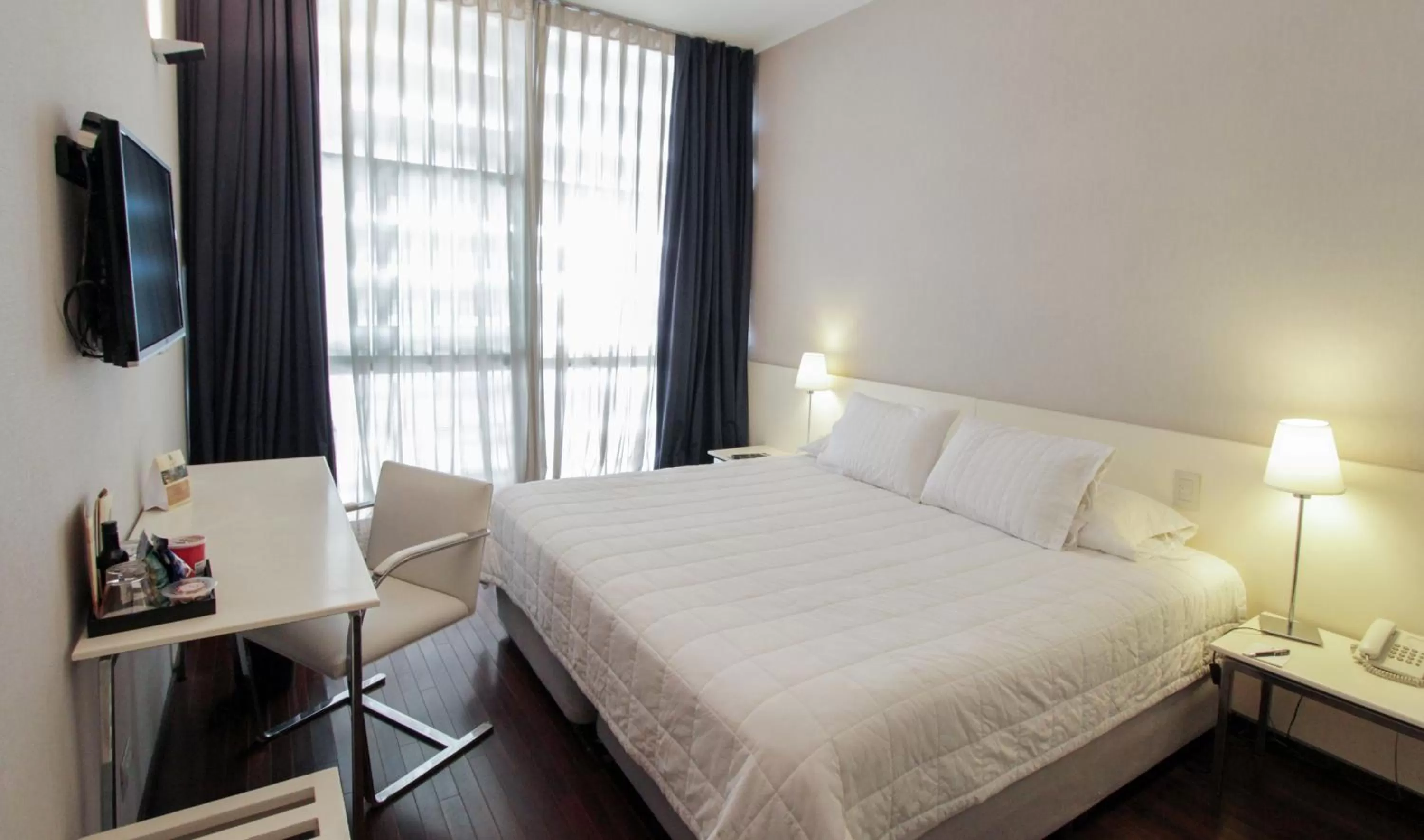 Bedroom, Bed in Hotel Guarani Asuncion