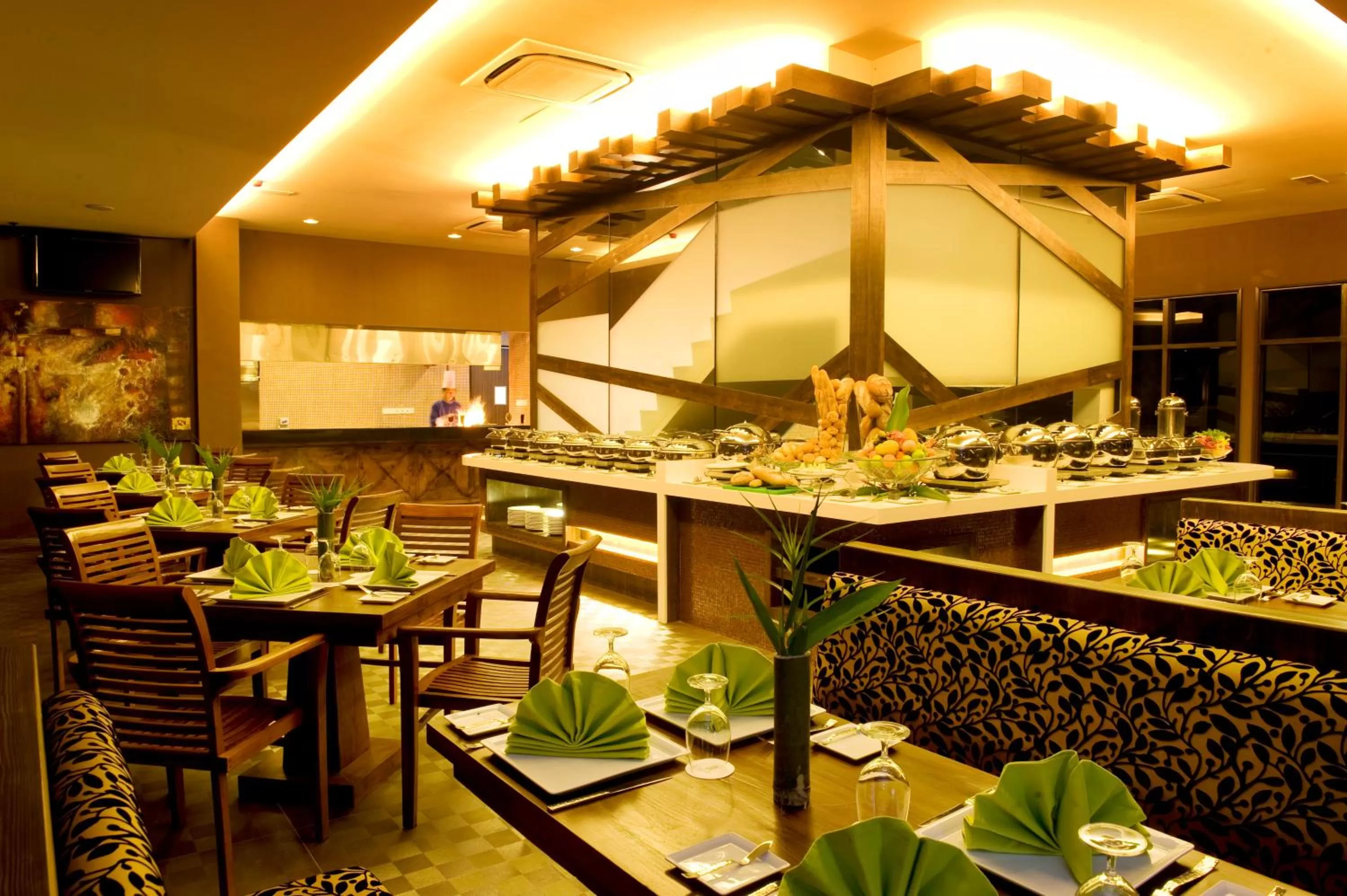 Restaurant/places to eat in Philea Resort & Spa