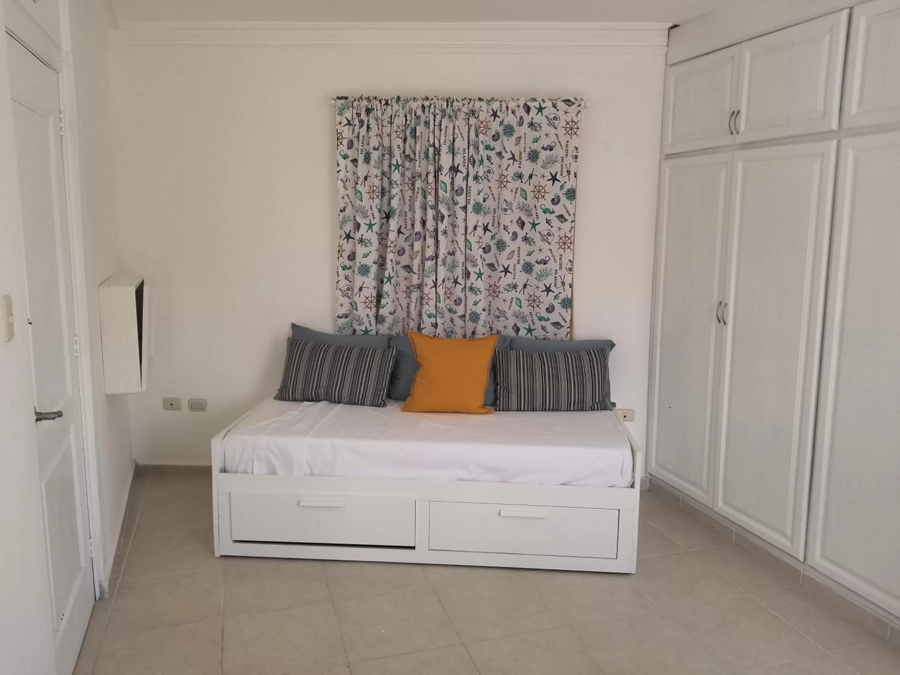 Bedroom, Bed in Karimar Beach Condo Hotel