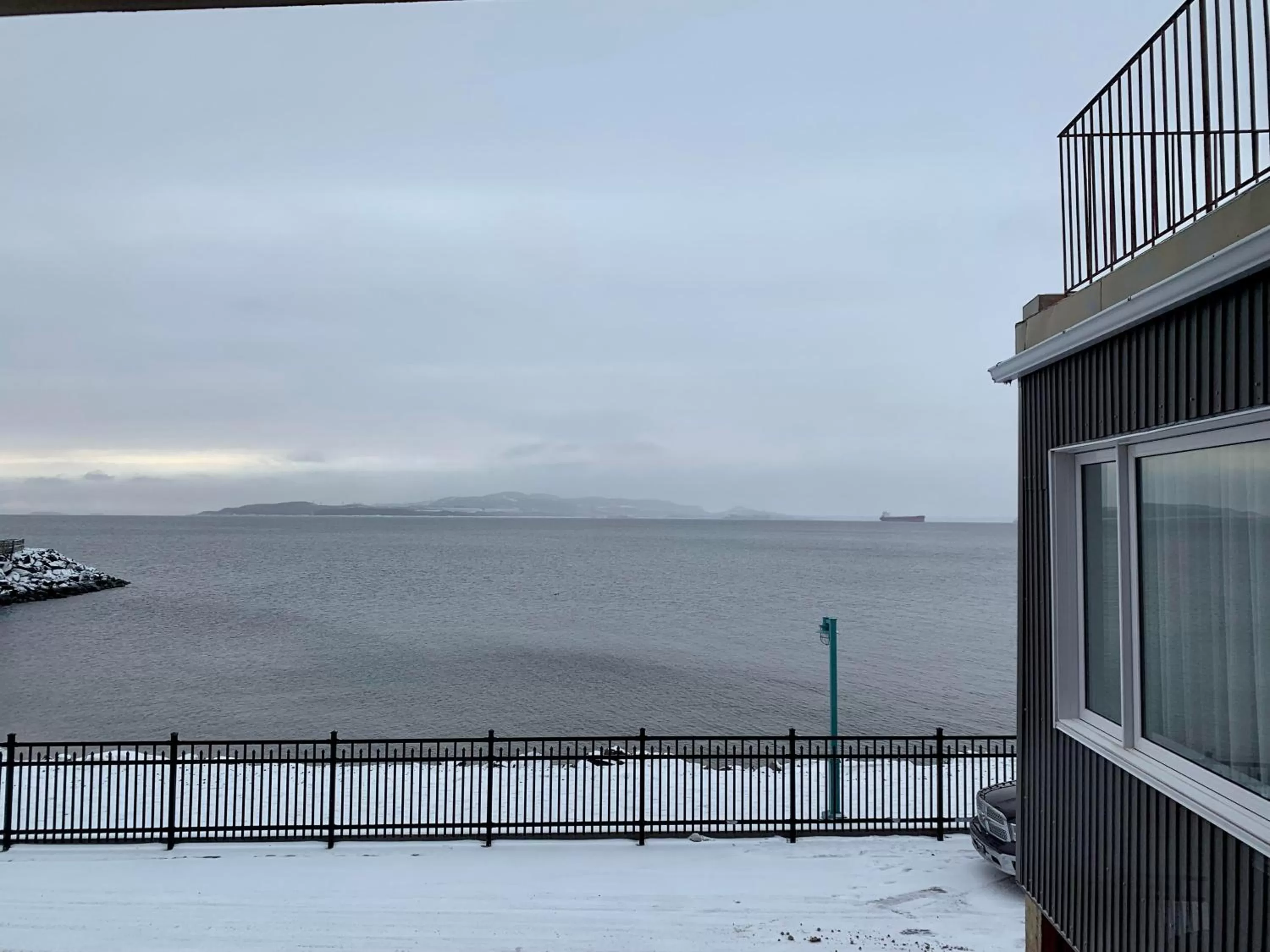 Day in Hôtel Sept-Îles