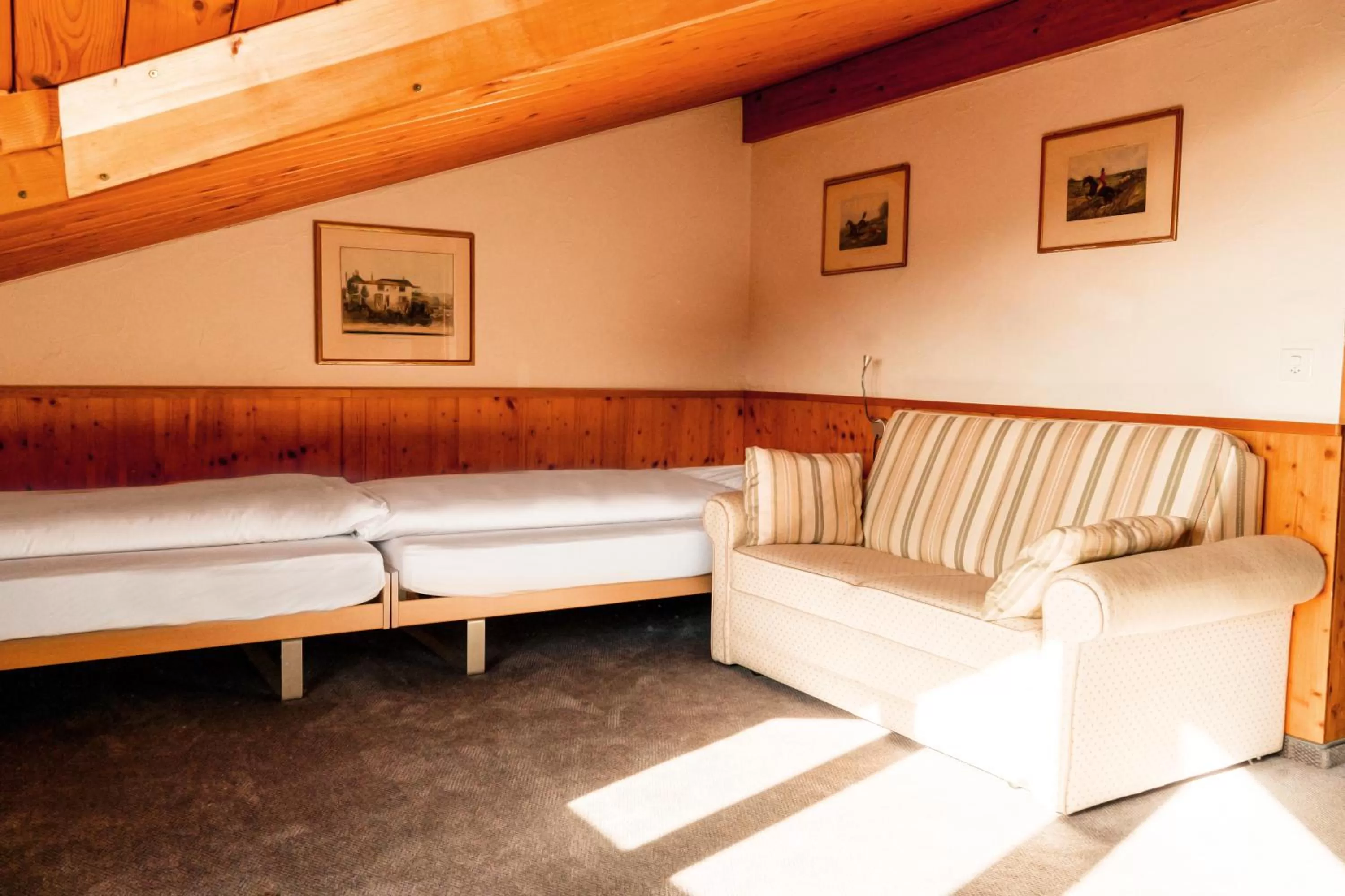 Seating area in Hillsite Smart Hotel Flims