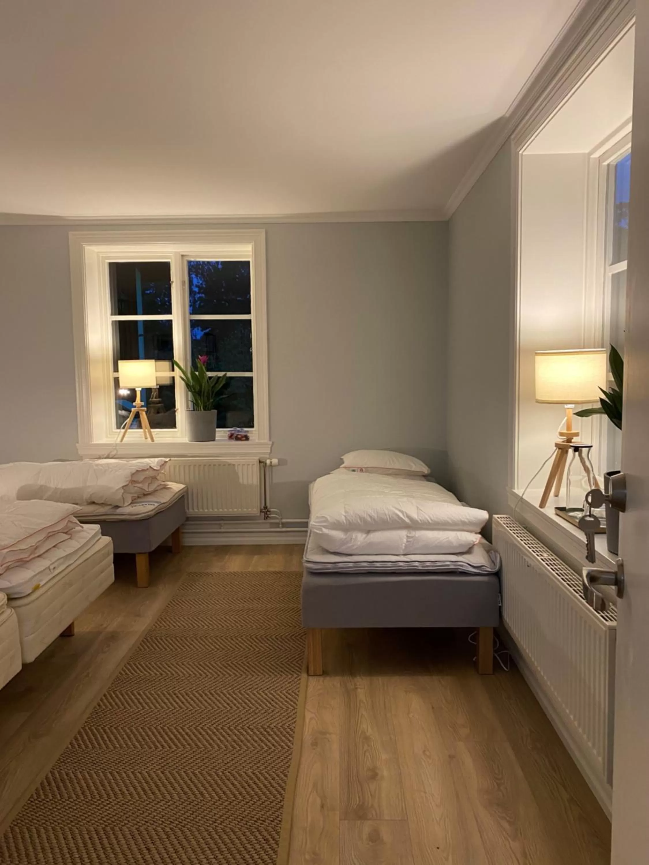 Photo of the whole room, Bed in Segerstadsby Gårdshotell AB