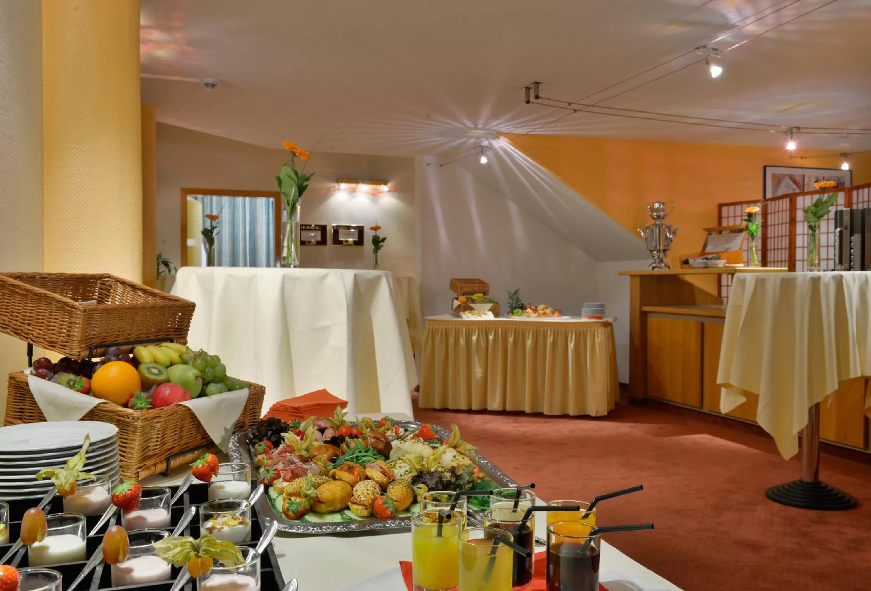 Business facilities in PLAZA INN Leonberg