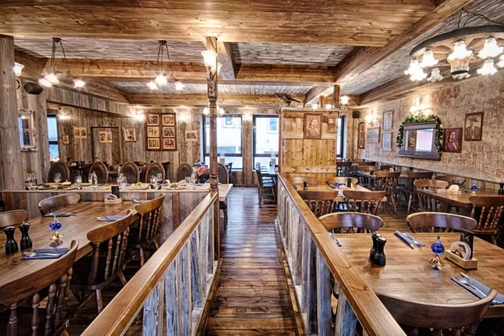 Hotel Goldener Hirsch Mosbach