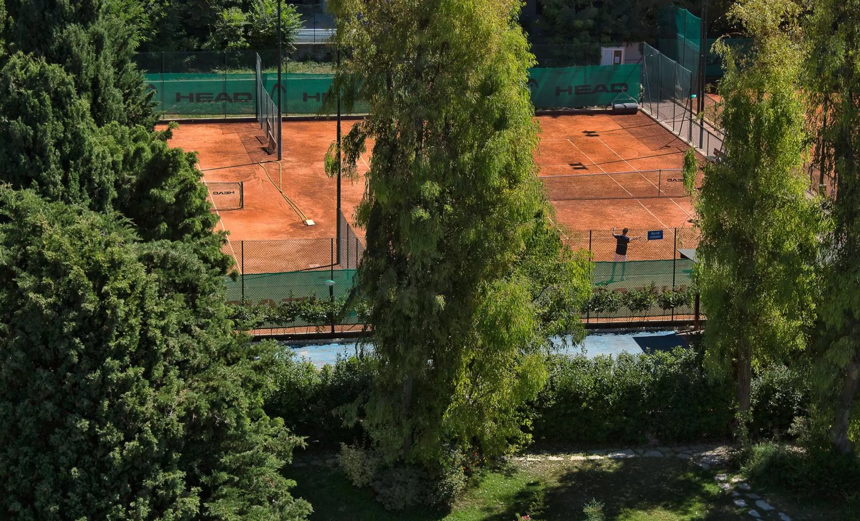 Tennis court in LH Hotel Excel Roma Montemario