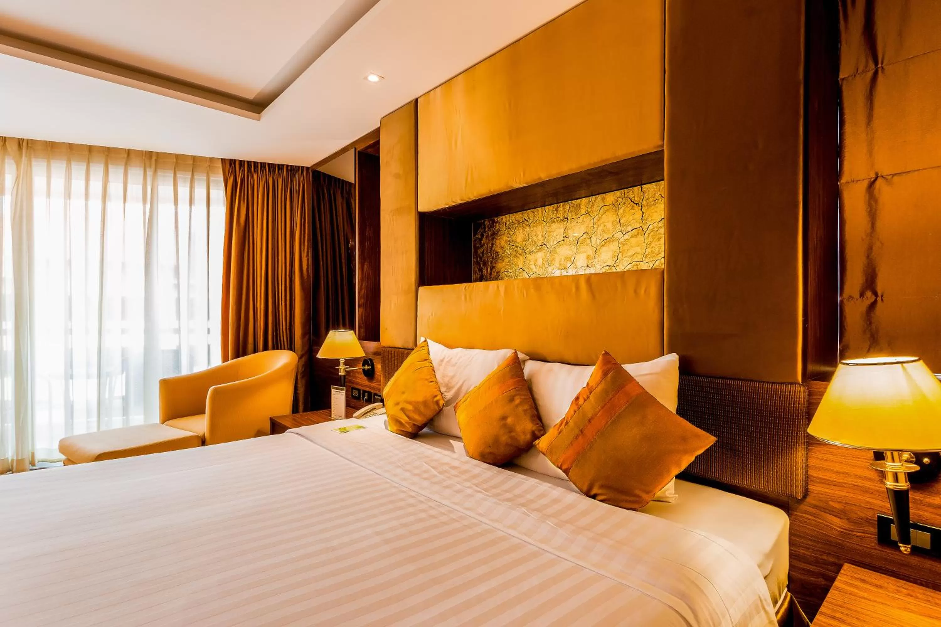 Photo of the whole room, Bed in Nova Gold Hotel Pattaya