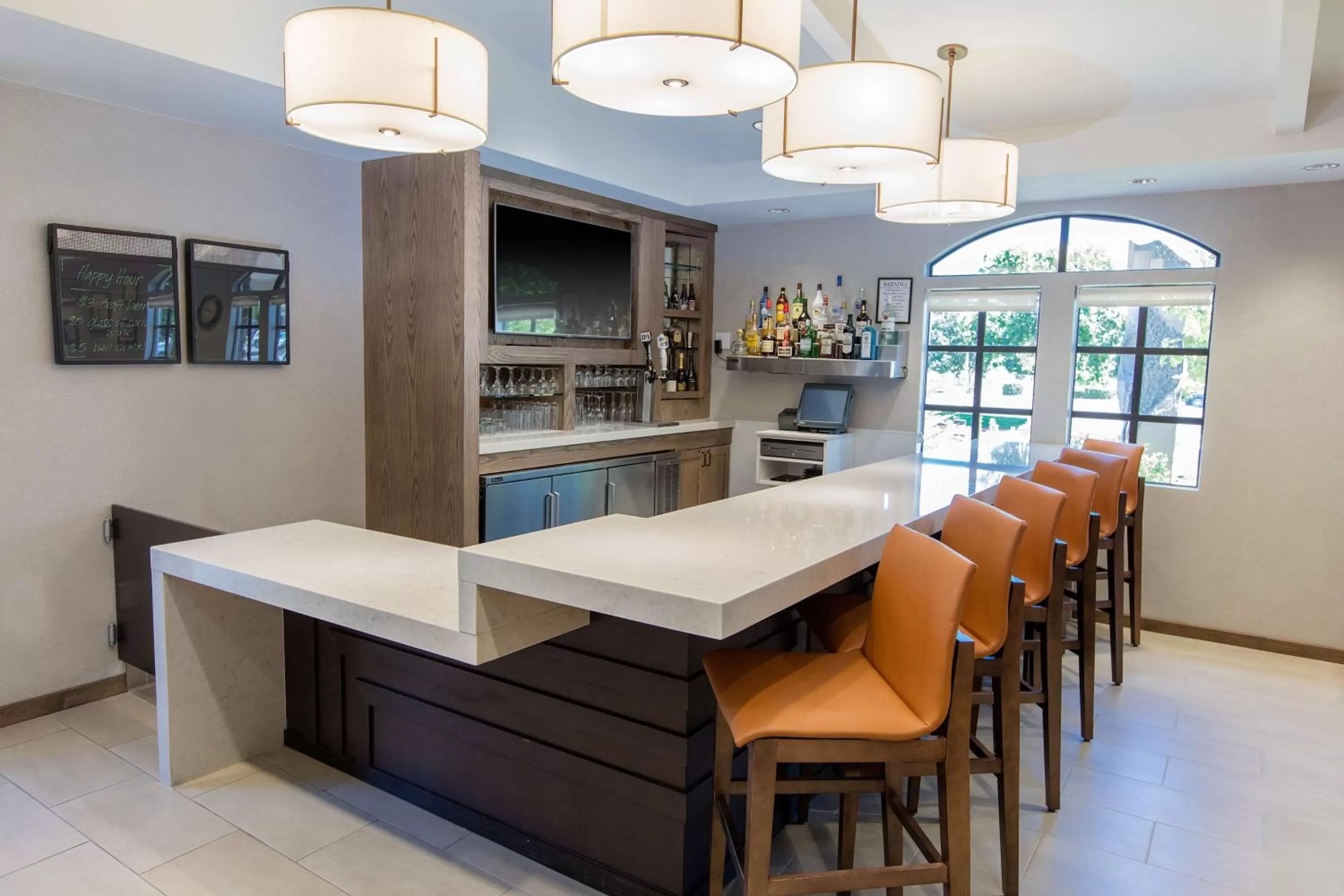 Lounge or bar in Hyatt House San Ramon