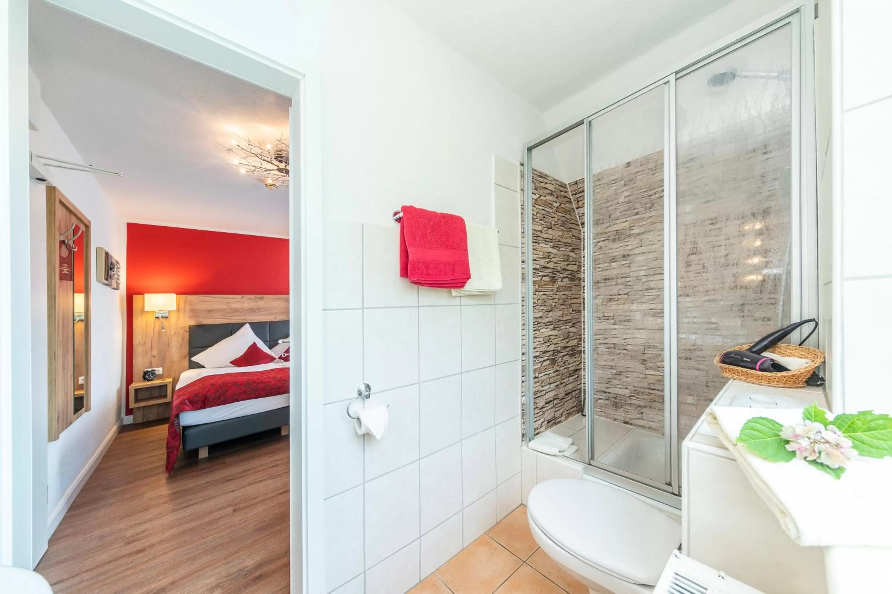 Shower, Bathroom in Hotel Das kleine Glück - Adults Only