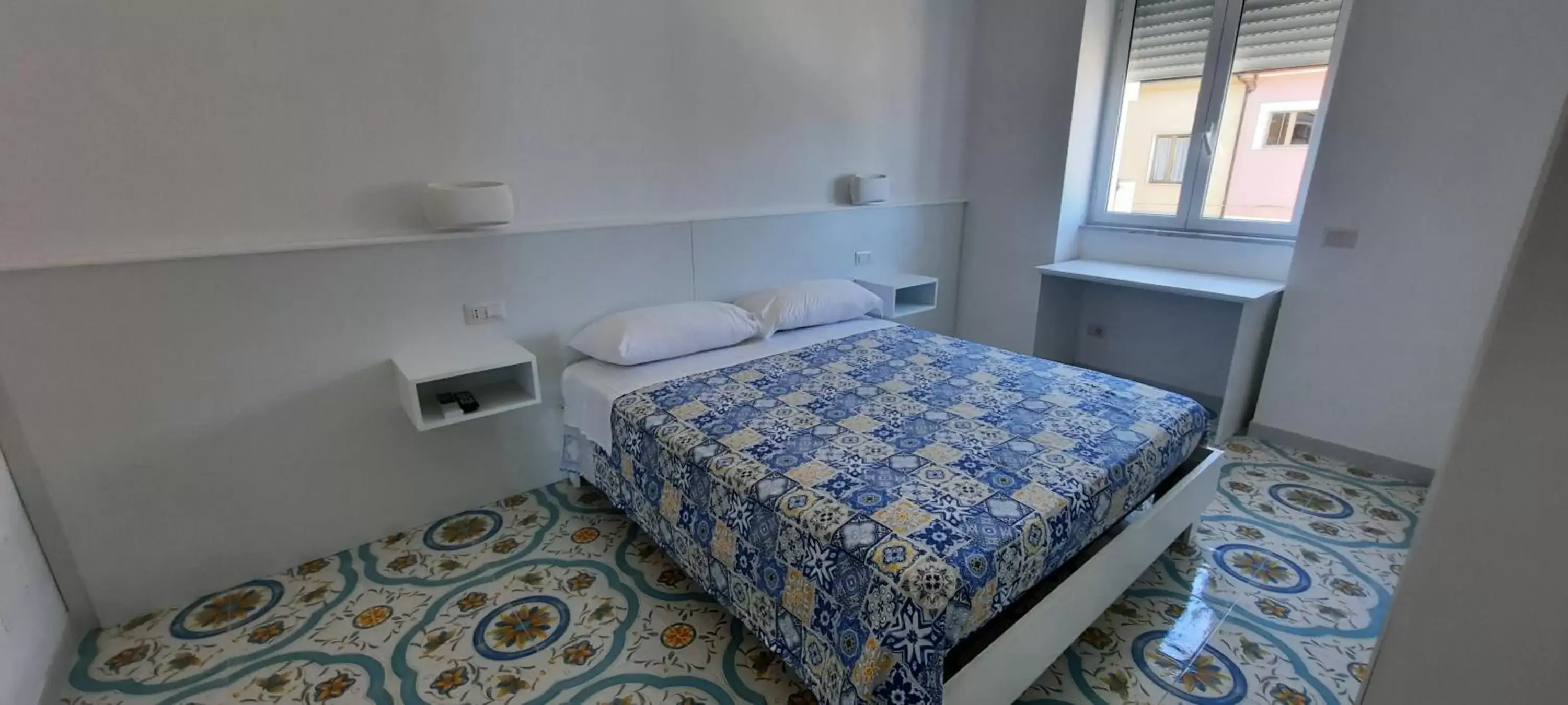 Deluxe Double Room with Side Sea View in B & Beach Deluxe Double Room with Side Sea View in B & Beach