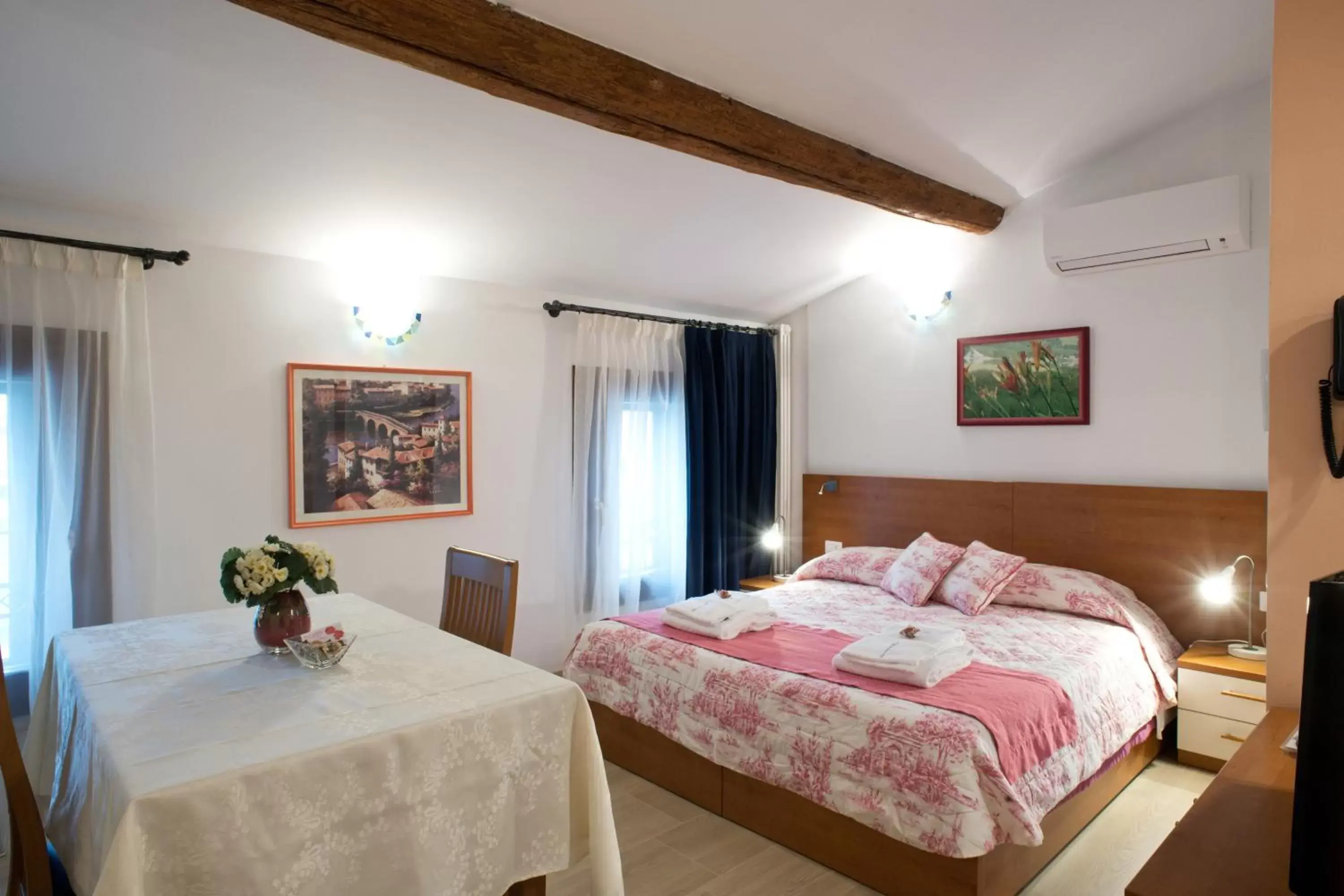 Classic Double or Twin Room - single occupancy in B&B La Casa di Rosa Classic Double or Twin Room - single occupancy in B&B La Casa di Rosa