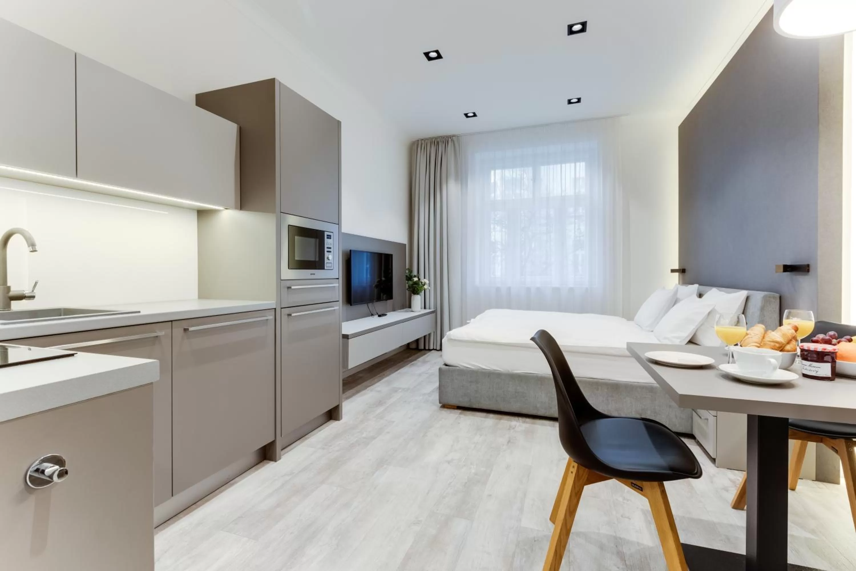 Kitchen or kitchenette in Lampi Aparthotel Prague