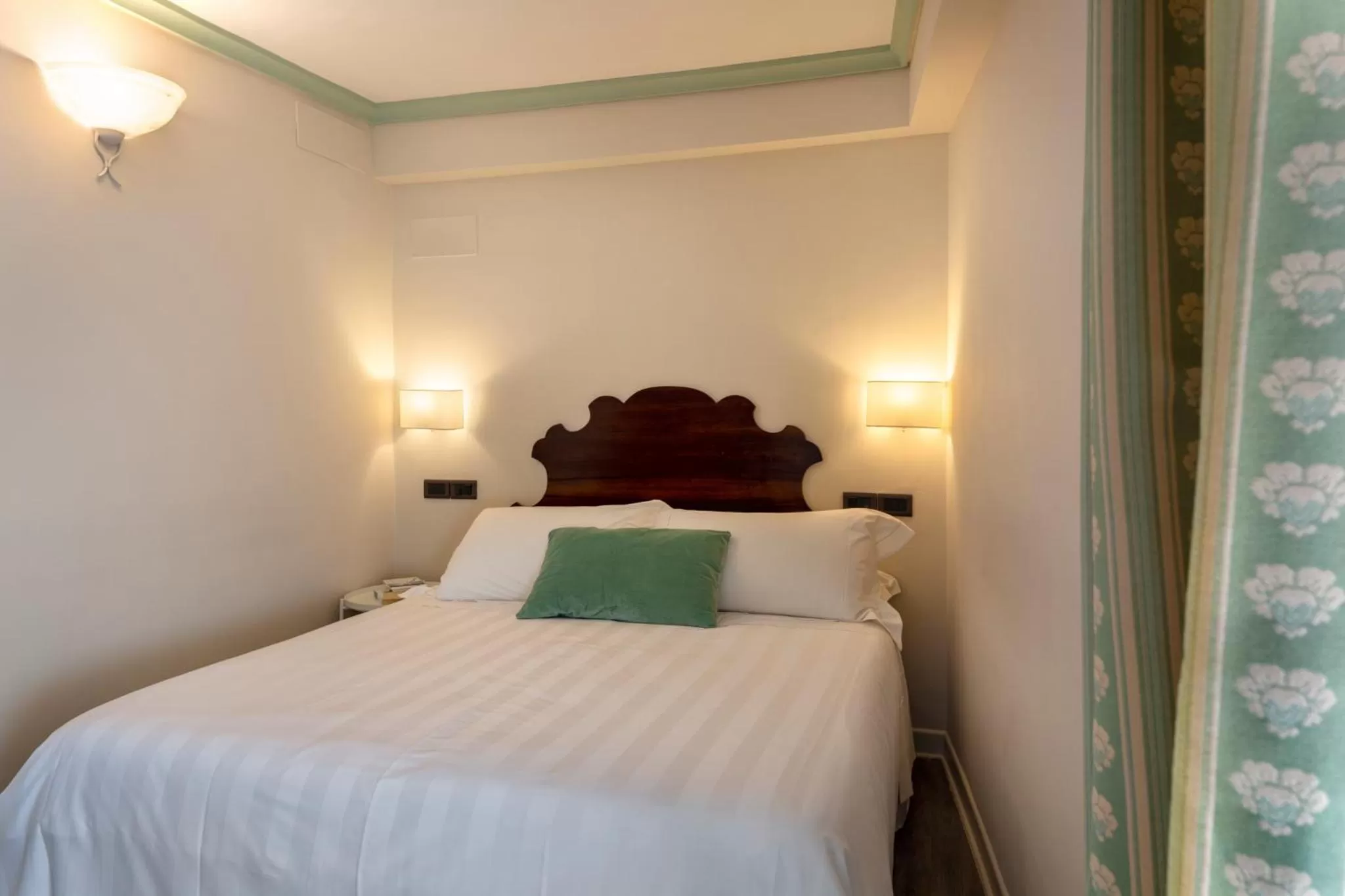 Bed in Hotel Fontebella