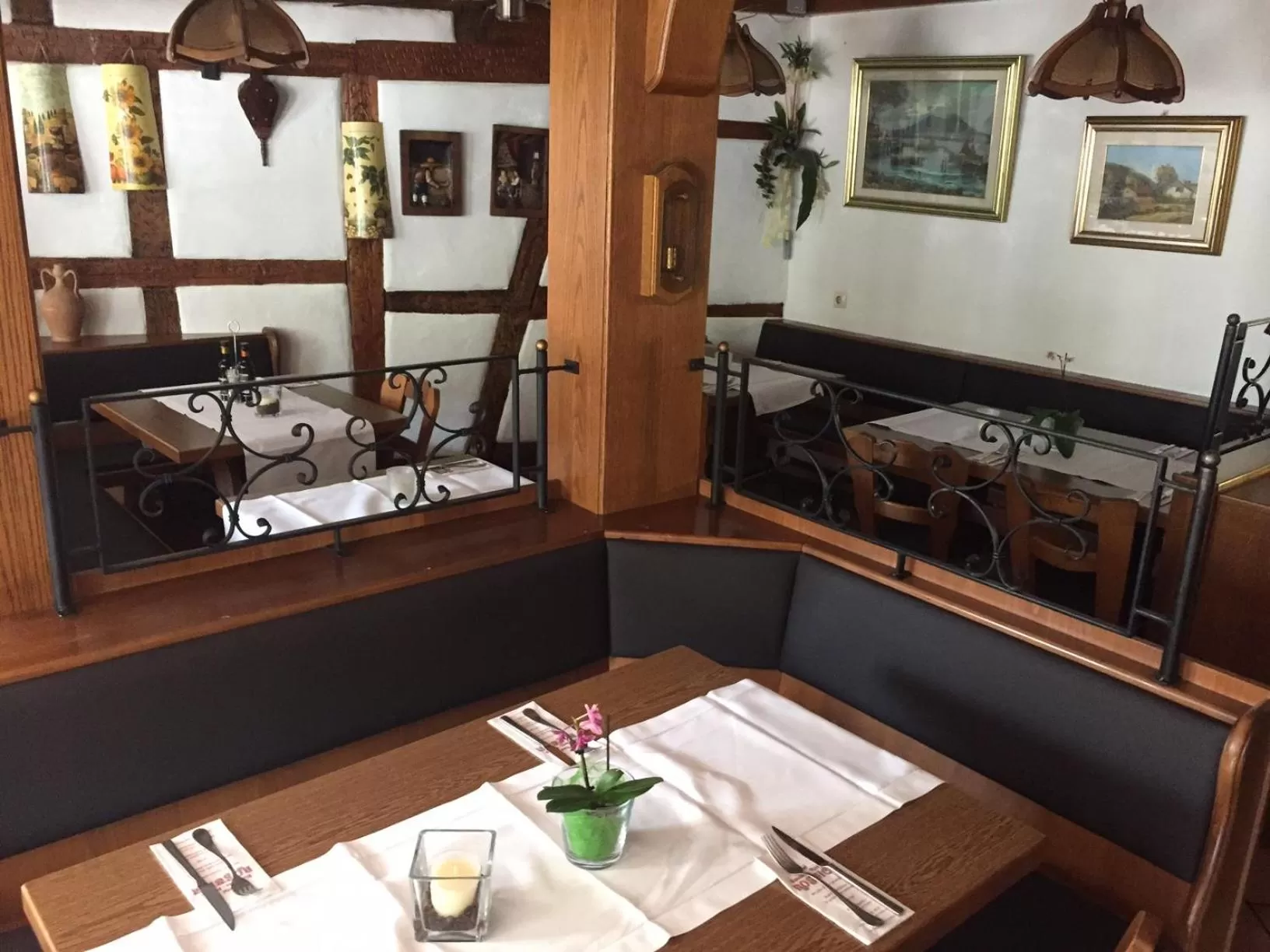 Restaurant/Places to Eat in Hotel Ristorante Rostica