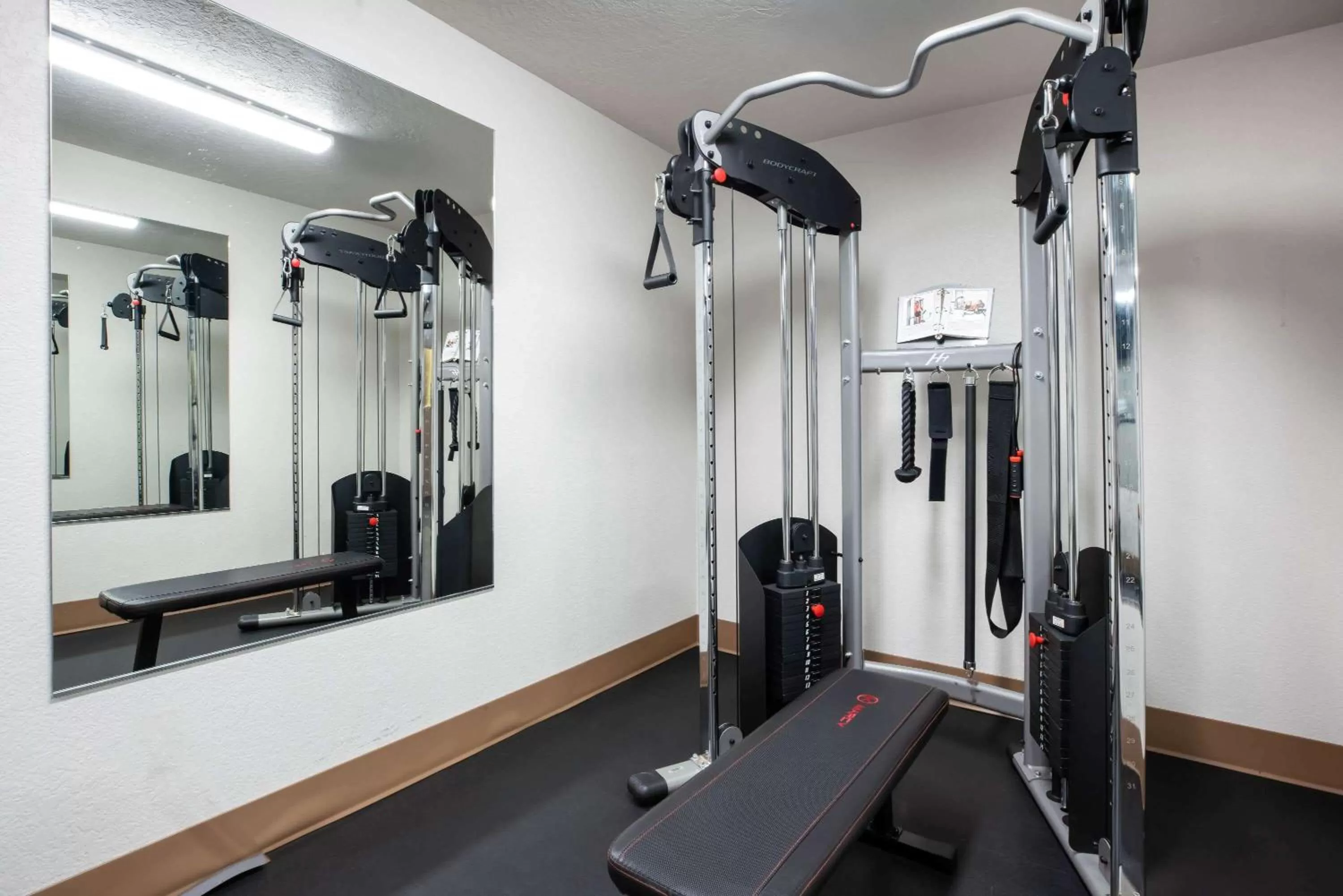 Fitness centre/facilities in La Quinta Inn by Wyndham Bend