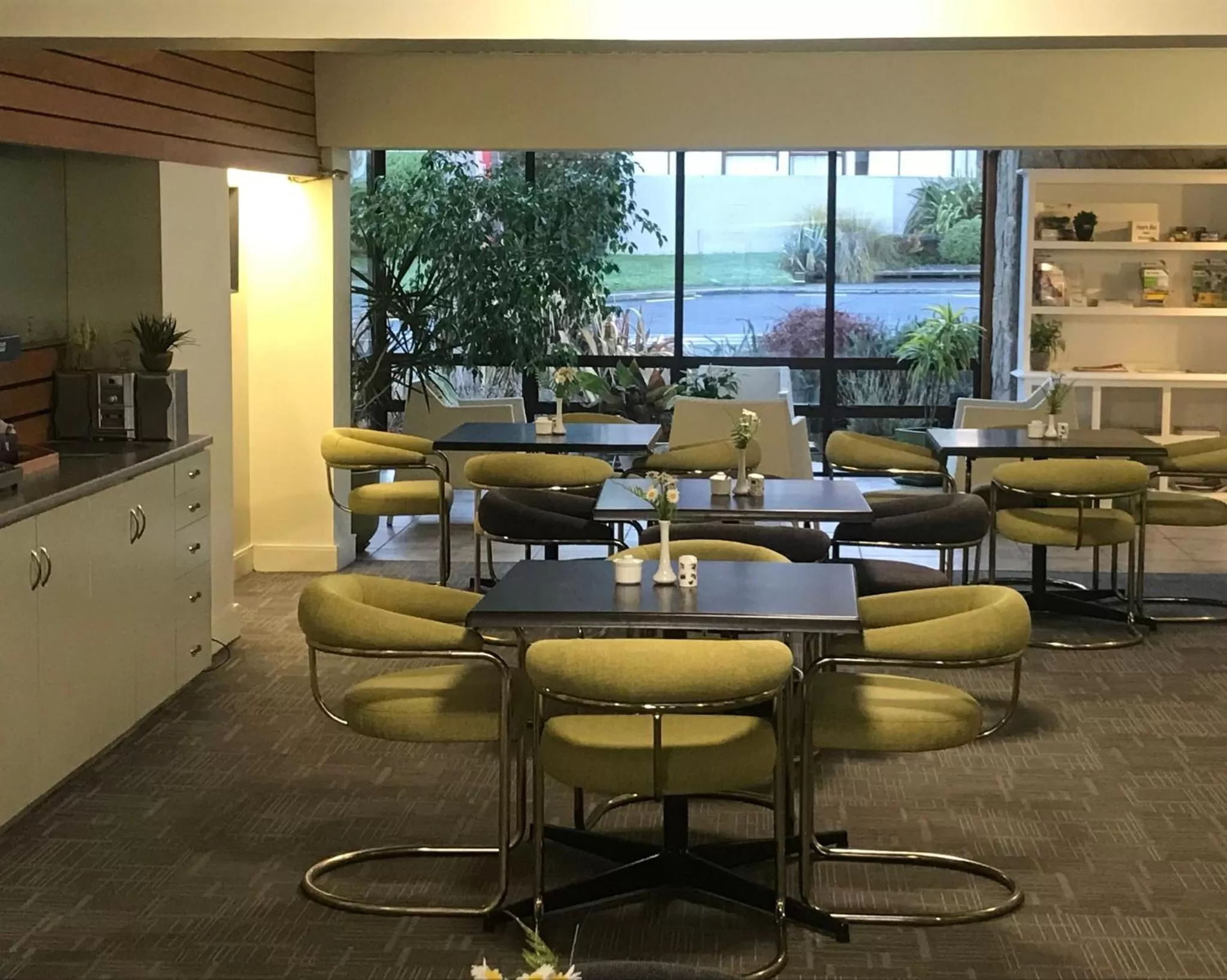 Restaurant/places to eat in Earnslaw Lodge