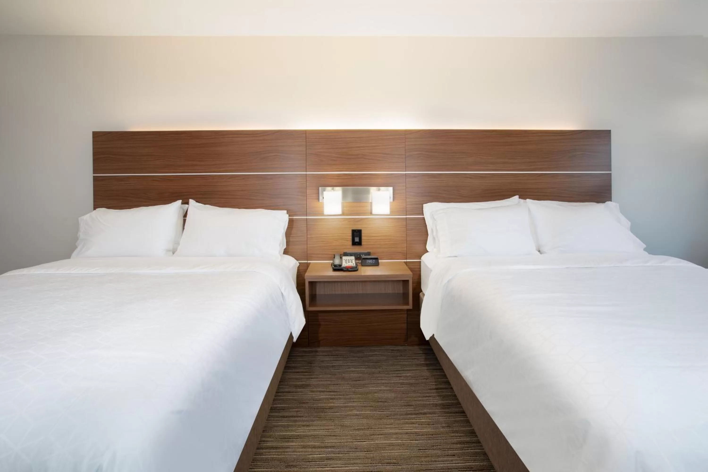 Two Queen Beds Hearing Accessible - Non-Smoking in Holiday Inn Express Yreka-Shasta Area, an IHG Hotel