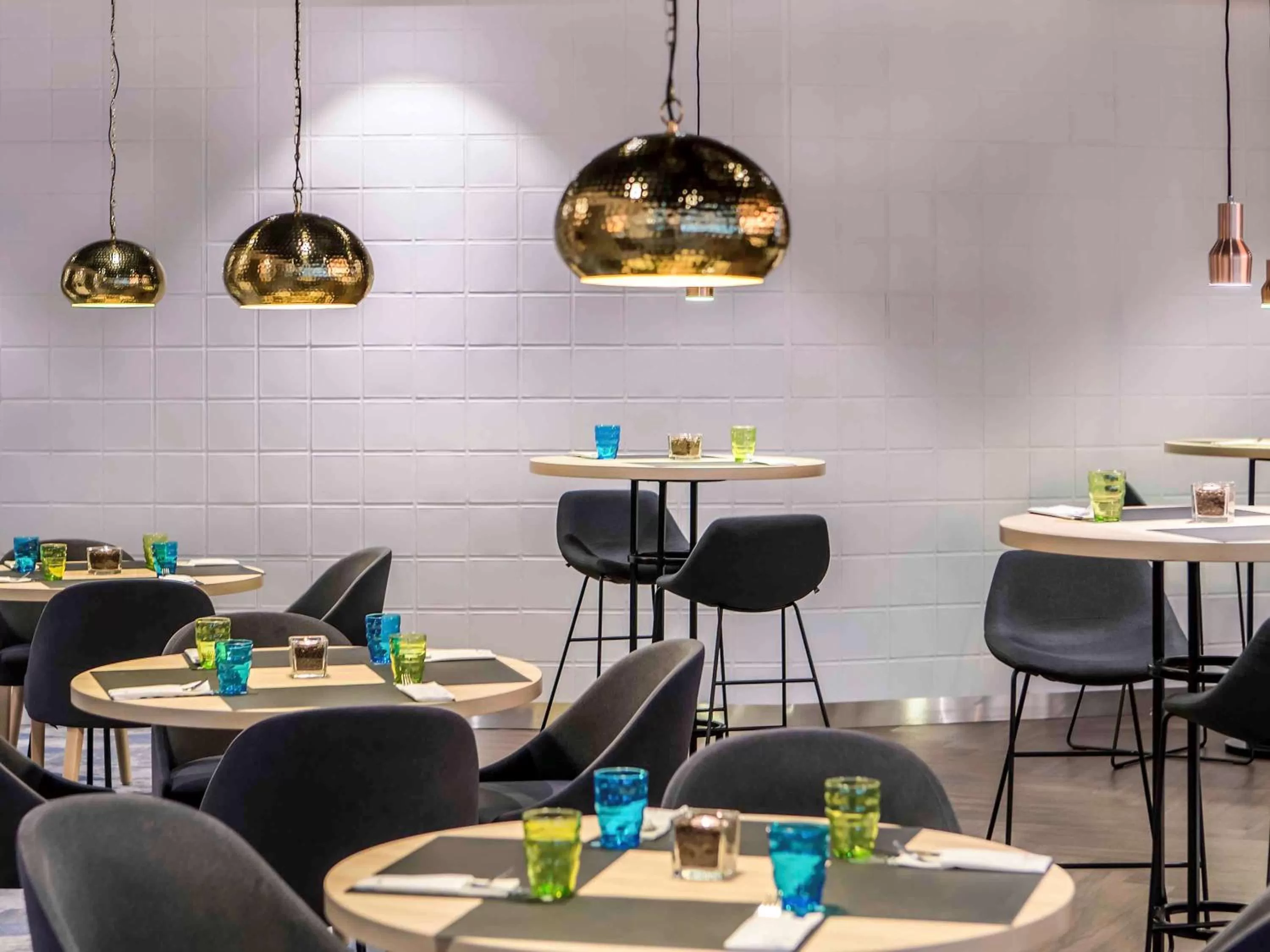 Lounge or bar in Novotel Szczecin Centrum