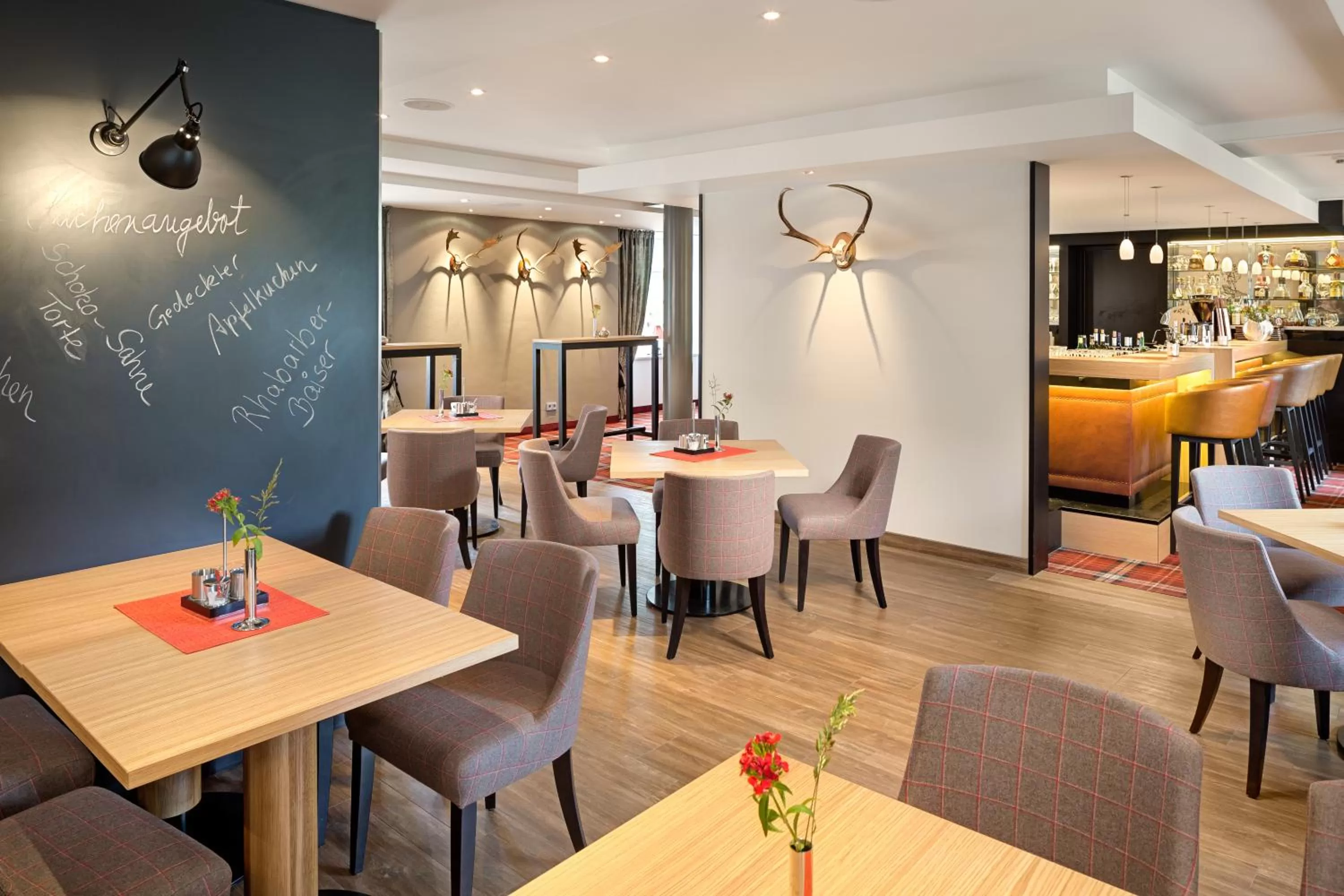 Restaurant/places to eat in Hotel Jagdschloss Kranichstein