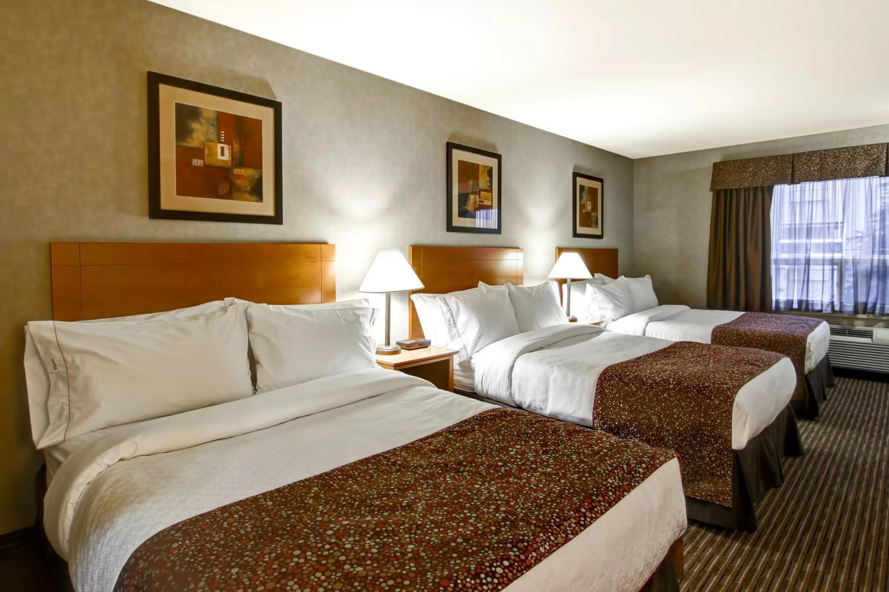 Bed in Canalta Hanna