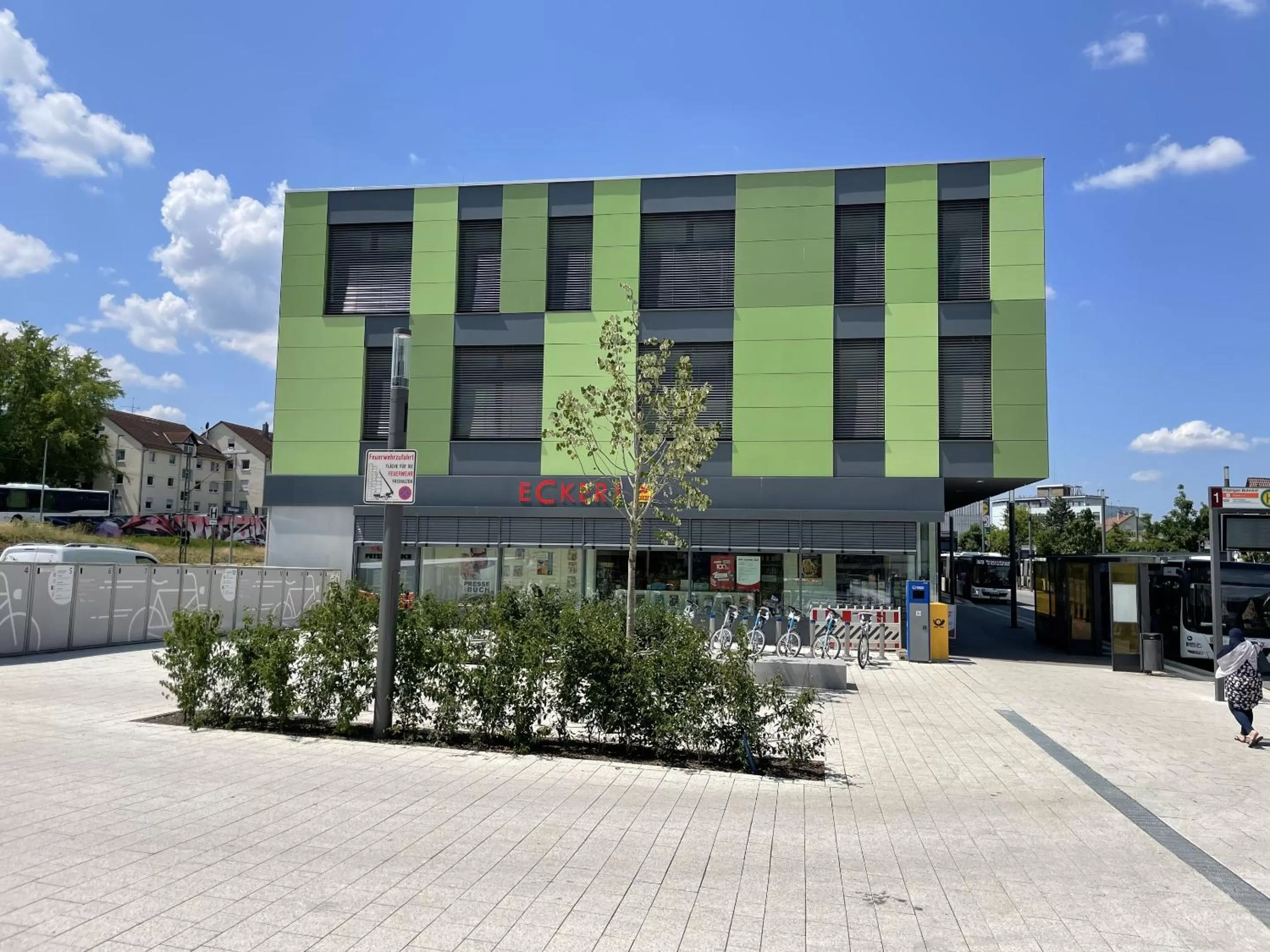 Property building in Hotel-am-Bahnhof Stuttgart-Ditzingen