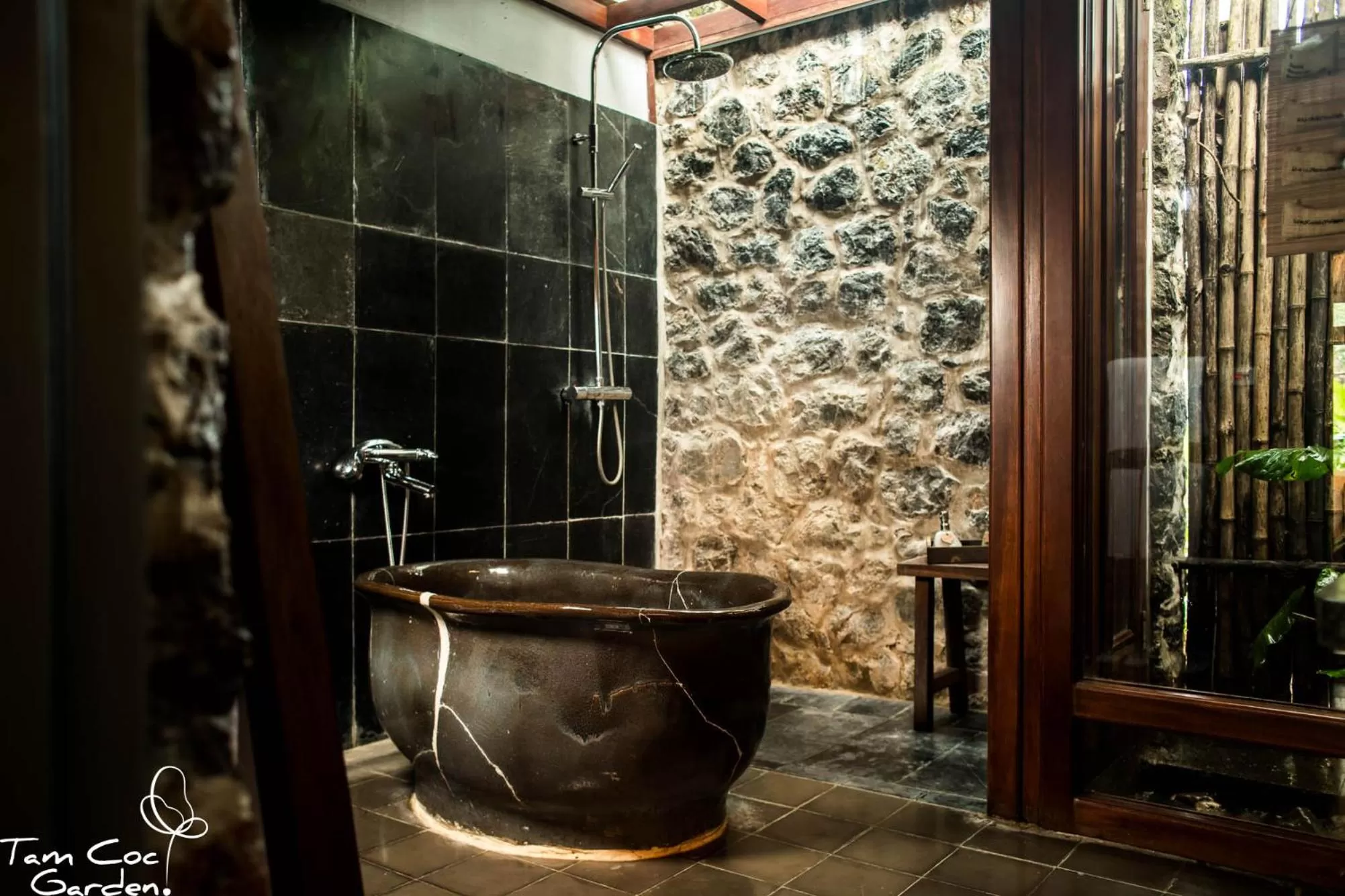 Bathroom in Tam Coc Garden Resort