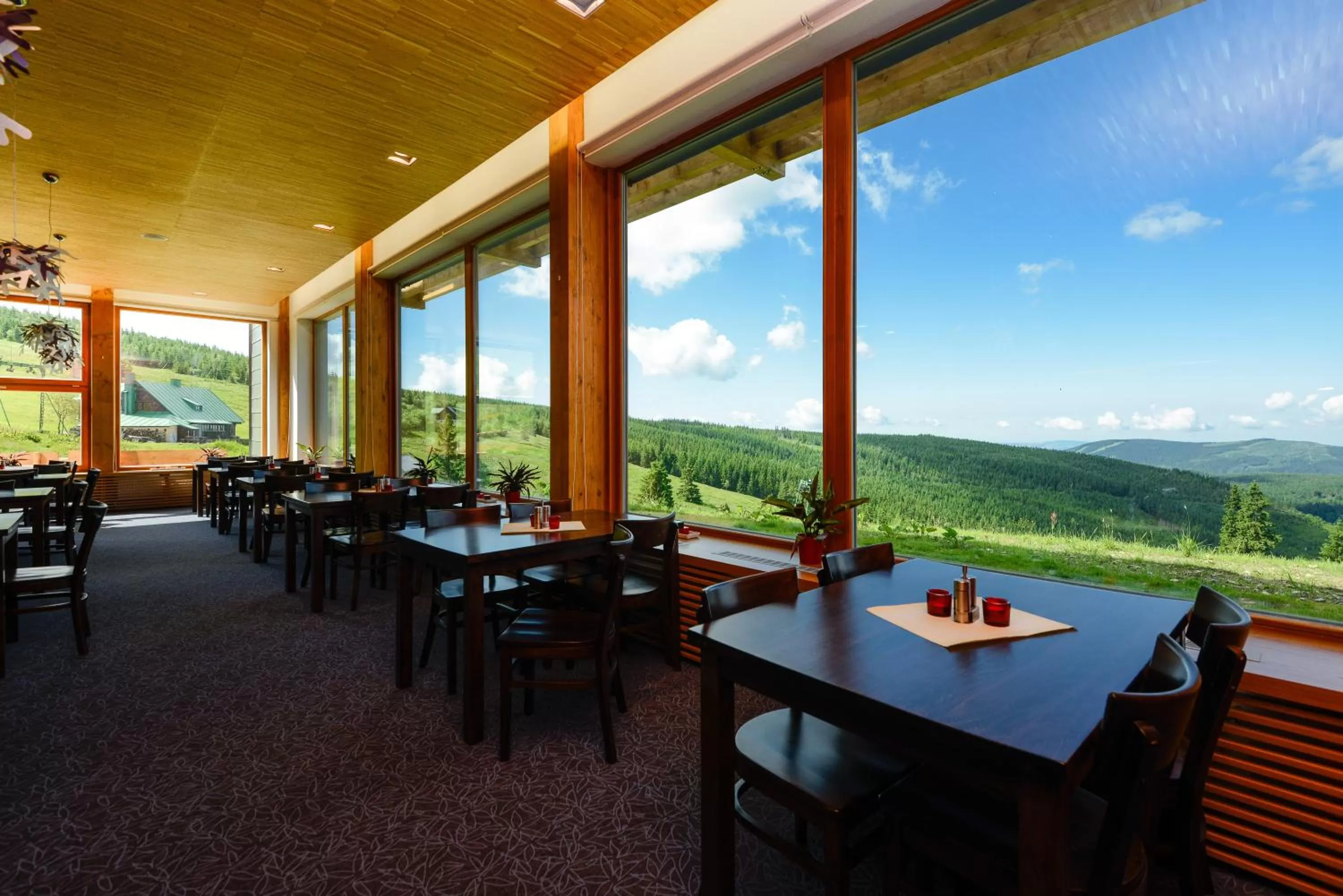 Restaurant/places to eat in Penzion Andula Friesovy boudy