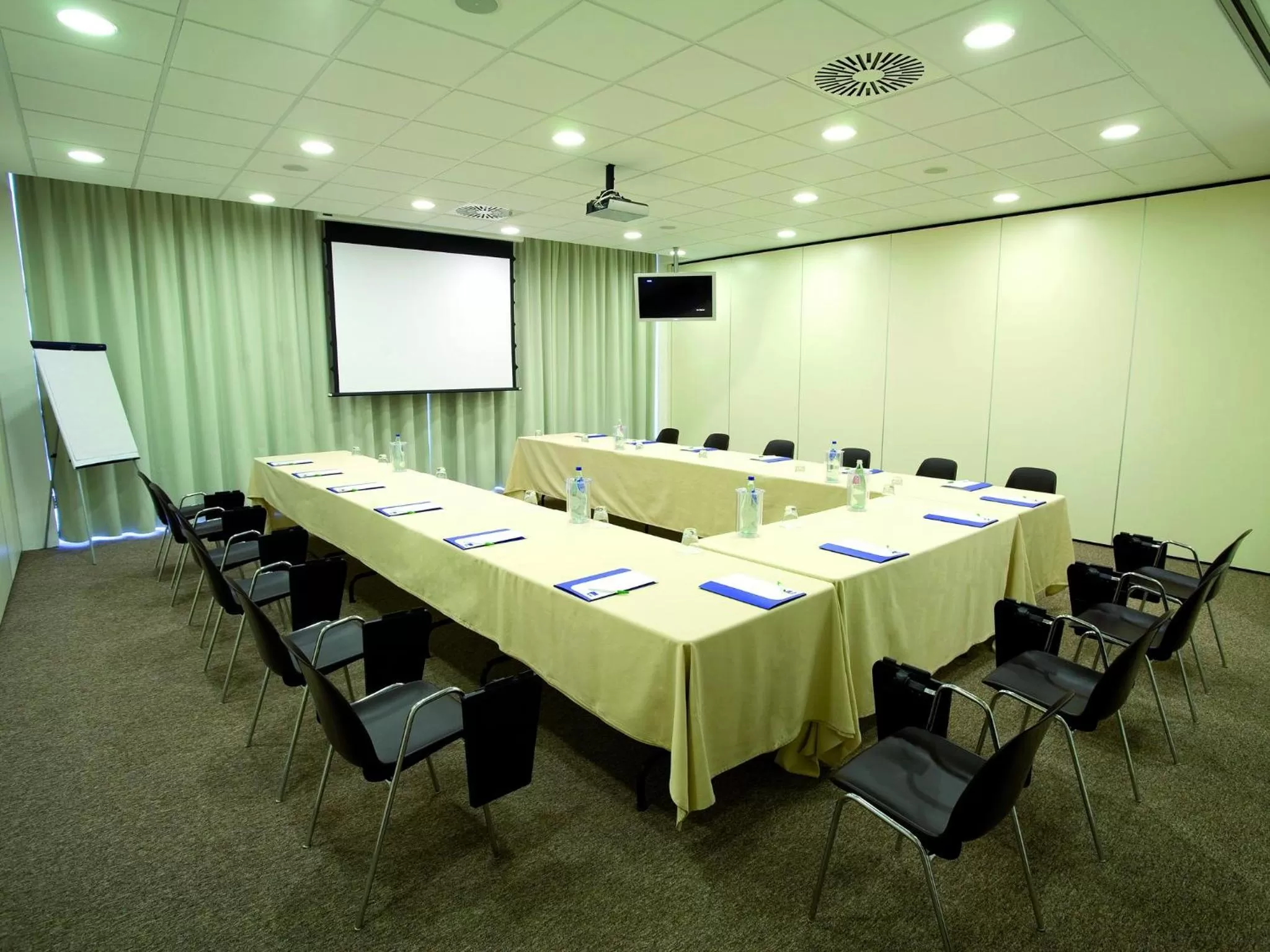 Meeting/conference room in Hotel Cube