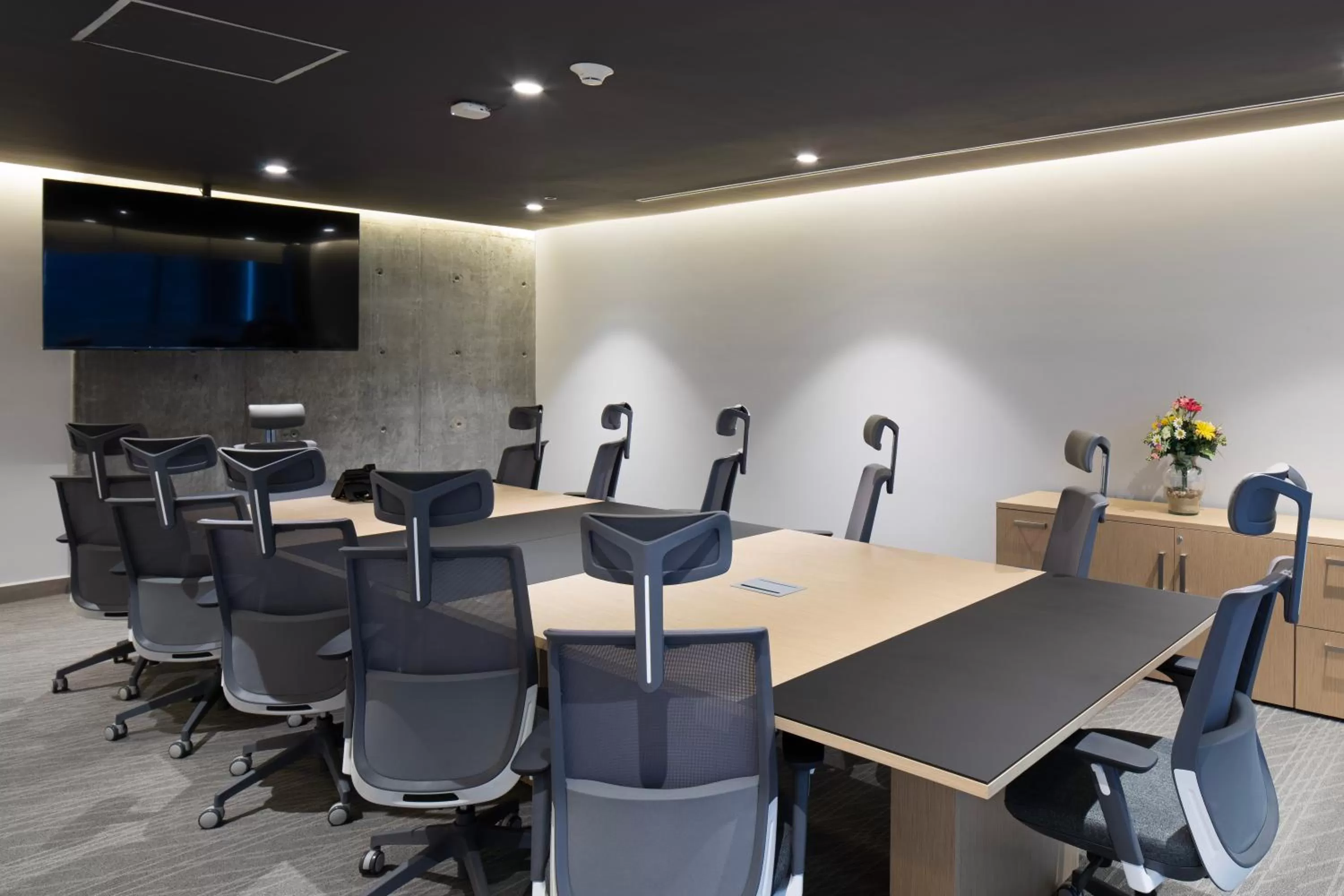 Business facilities in Galeria Plaza Monterrey