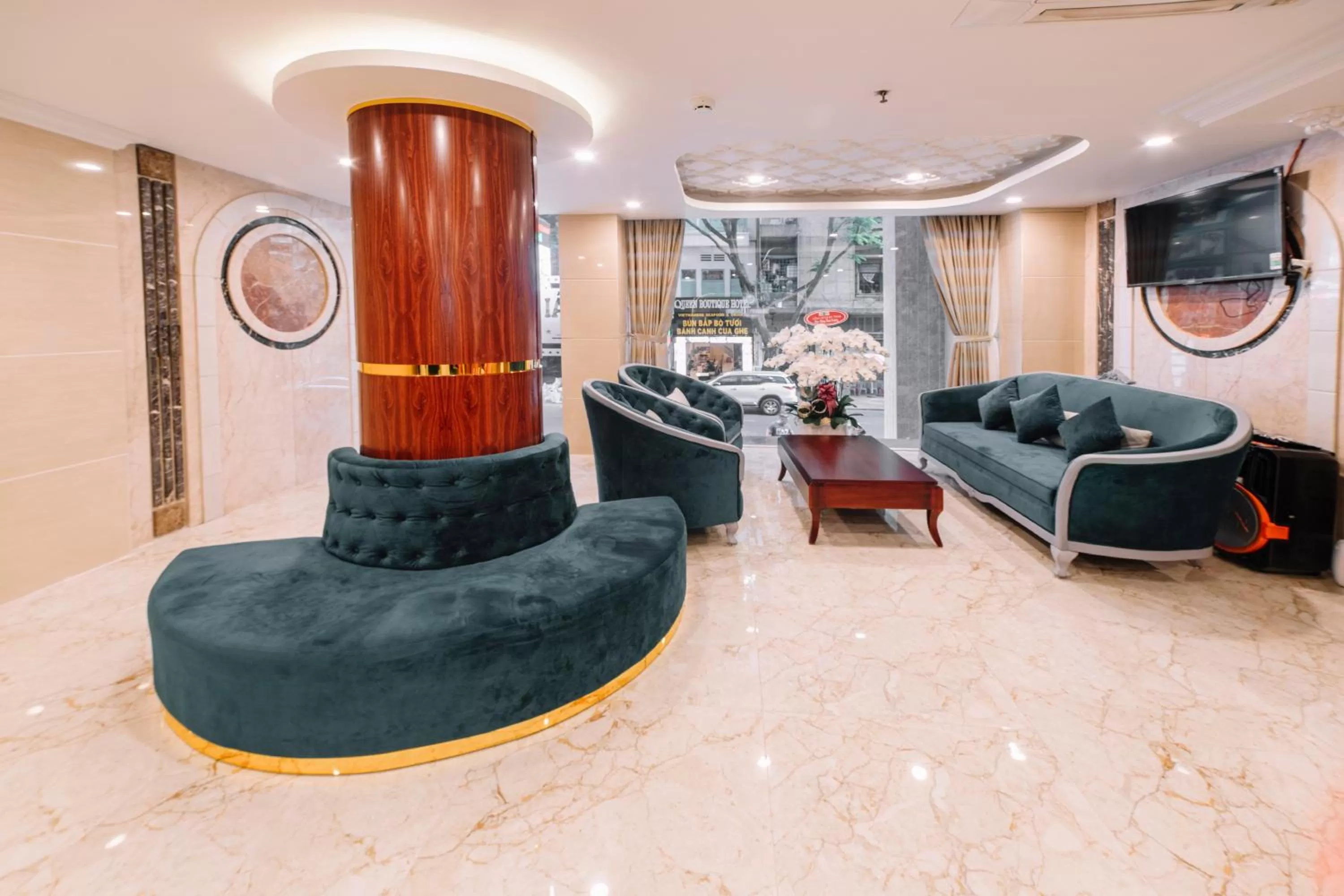 Lobby or reception, Seating Area in Saigon Hanoi Central Hotel