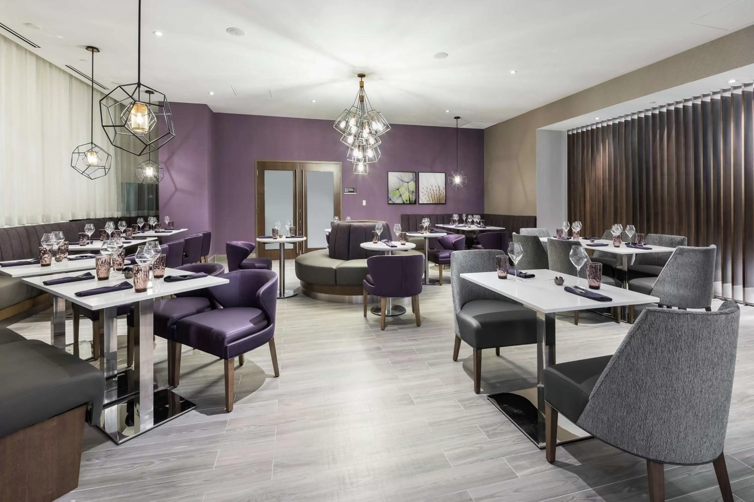Restaurant/places to eat in Homewood Suites By Hilton Ottawa Downtown