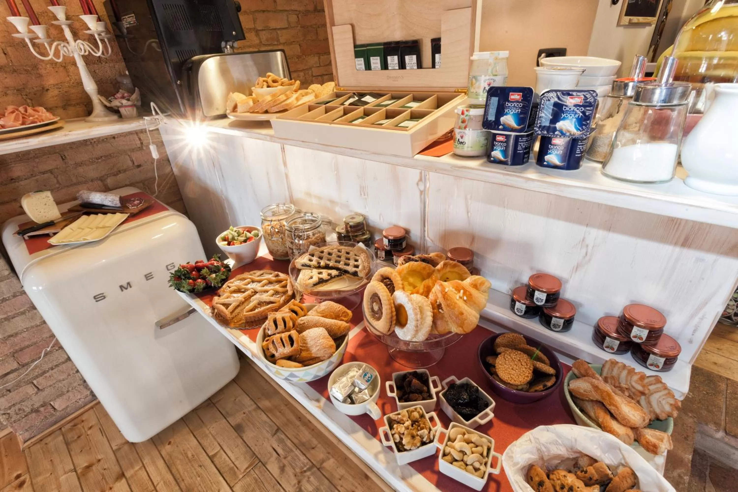 Food and drinks in Scalette di Piazza B&B