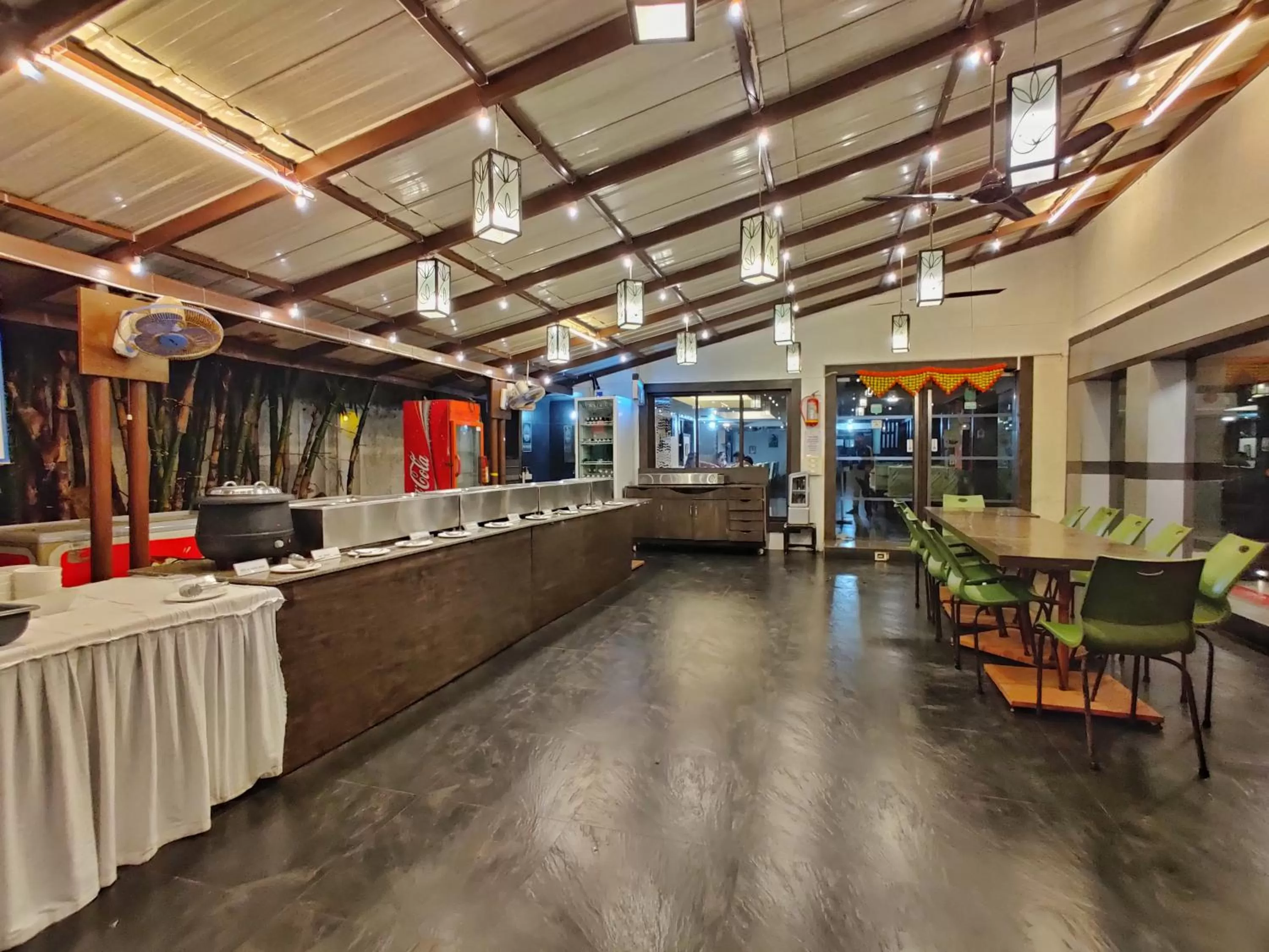 Restaurant/places to eat in Hotel Ashwin Igatpuri, Pure Veg & Jain Food