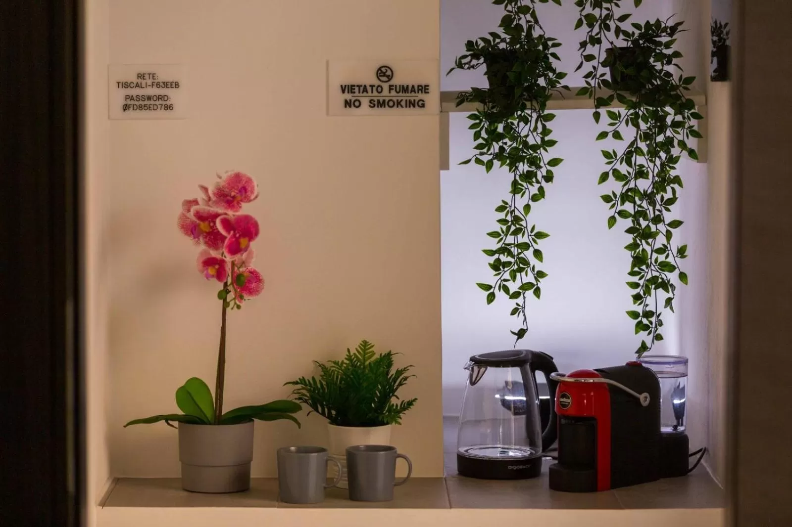 Coffee/tea facilities in ETNEA 208 LUXURY JACUZZI SUITE Catania