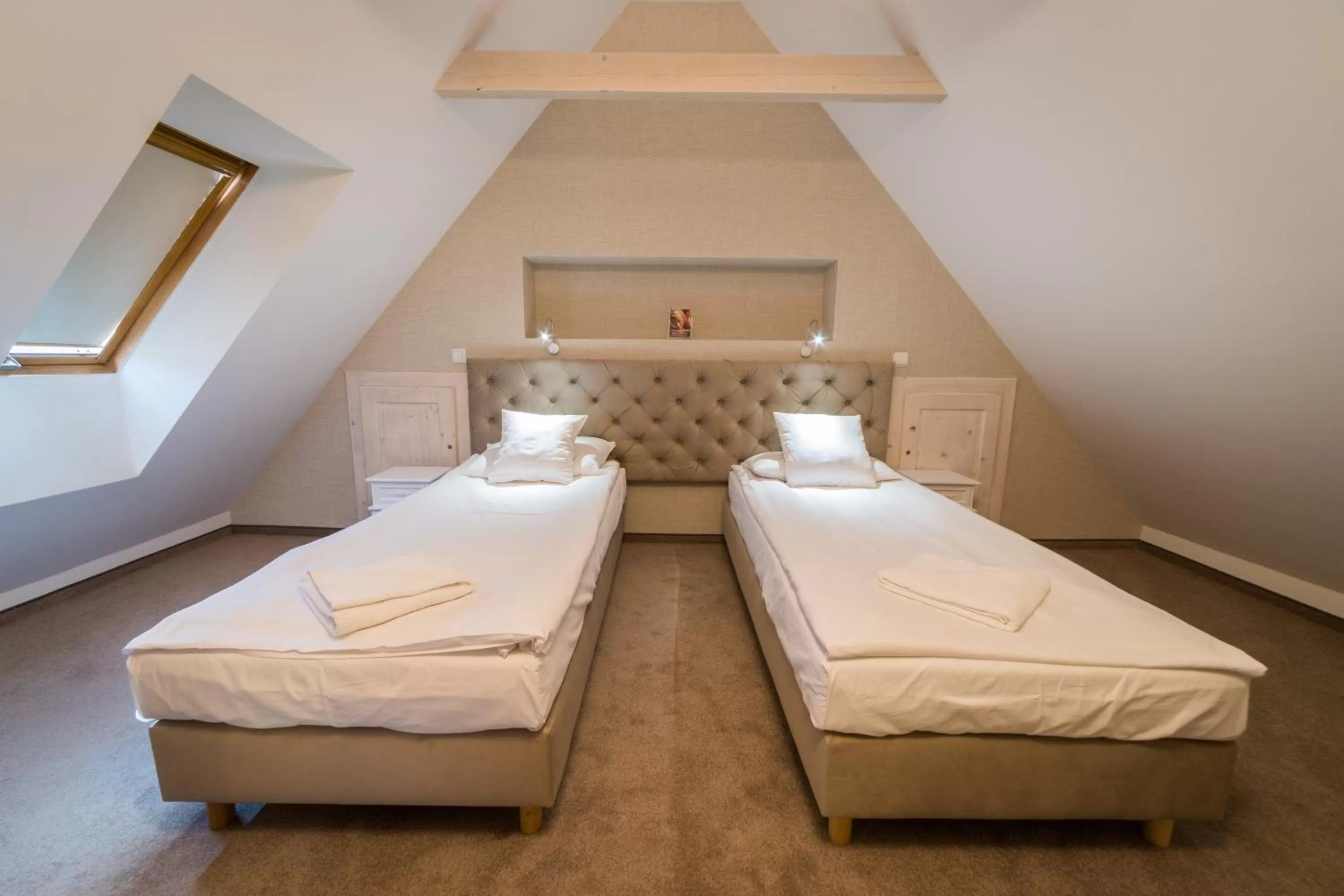 Photo of the whole room, Bed in Amax Boutique Hotel