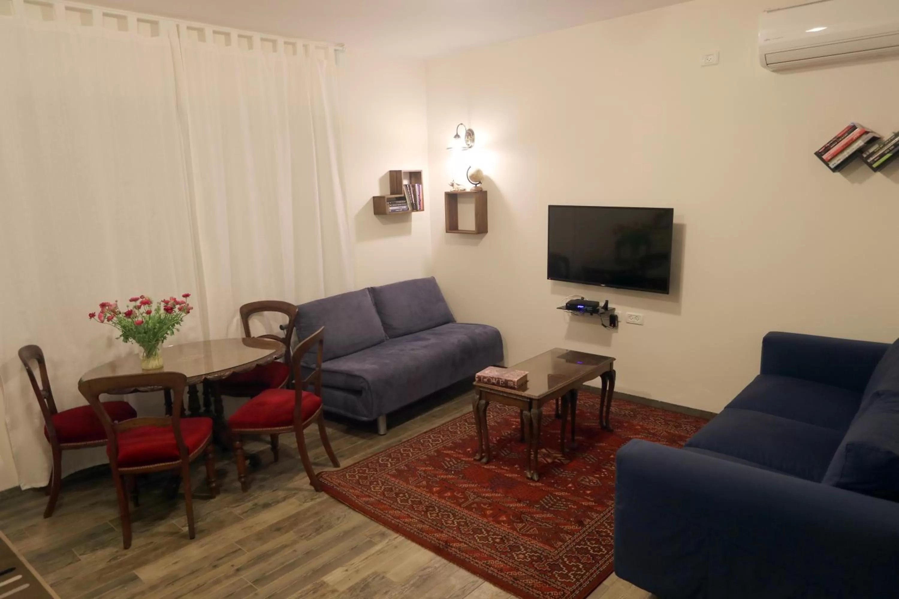 Seating Area in HaBaronit