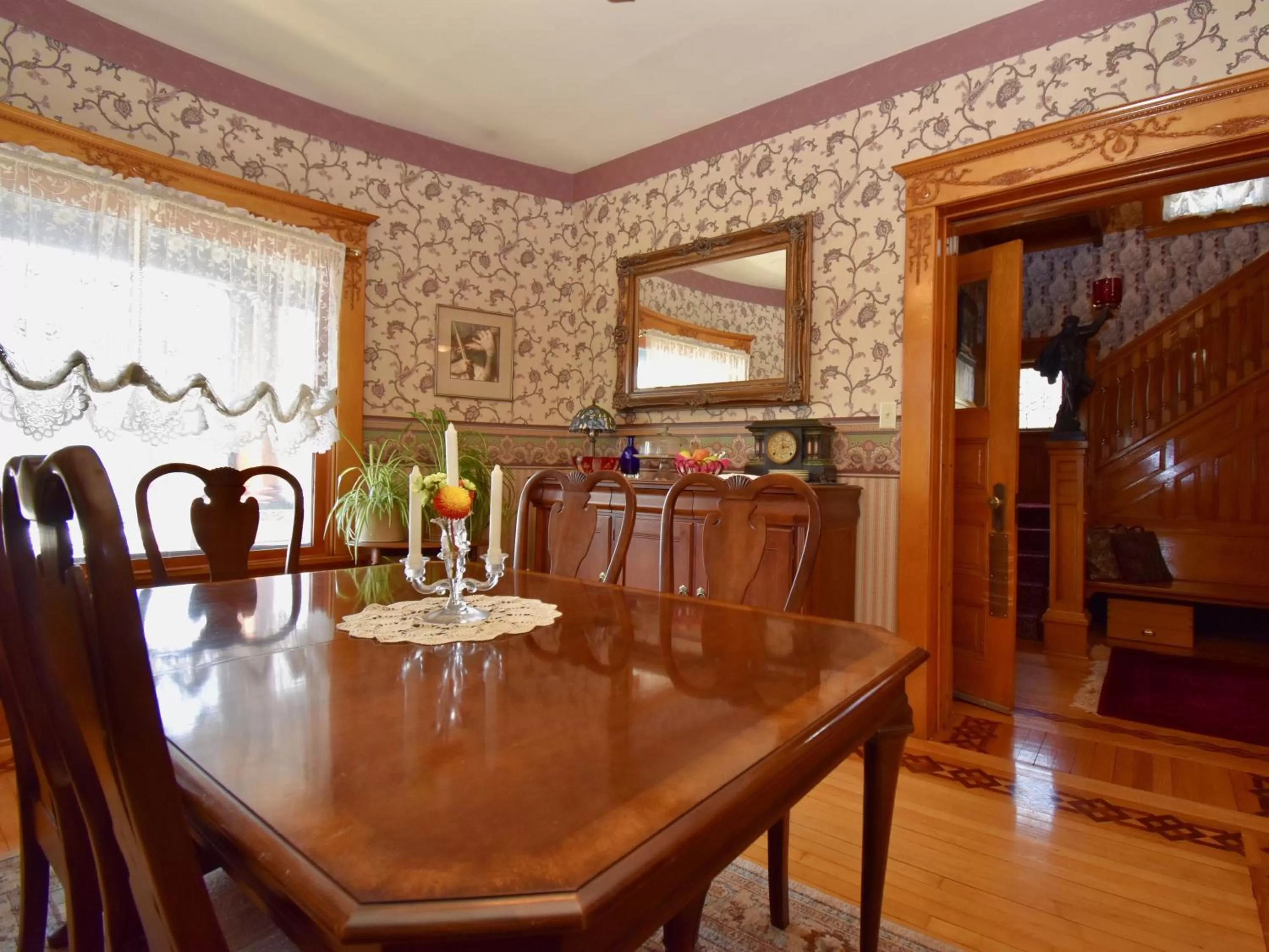 Dining area in The Scofield House B&B