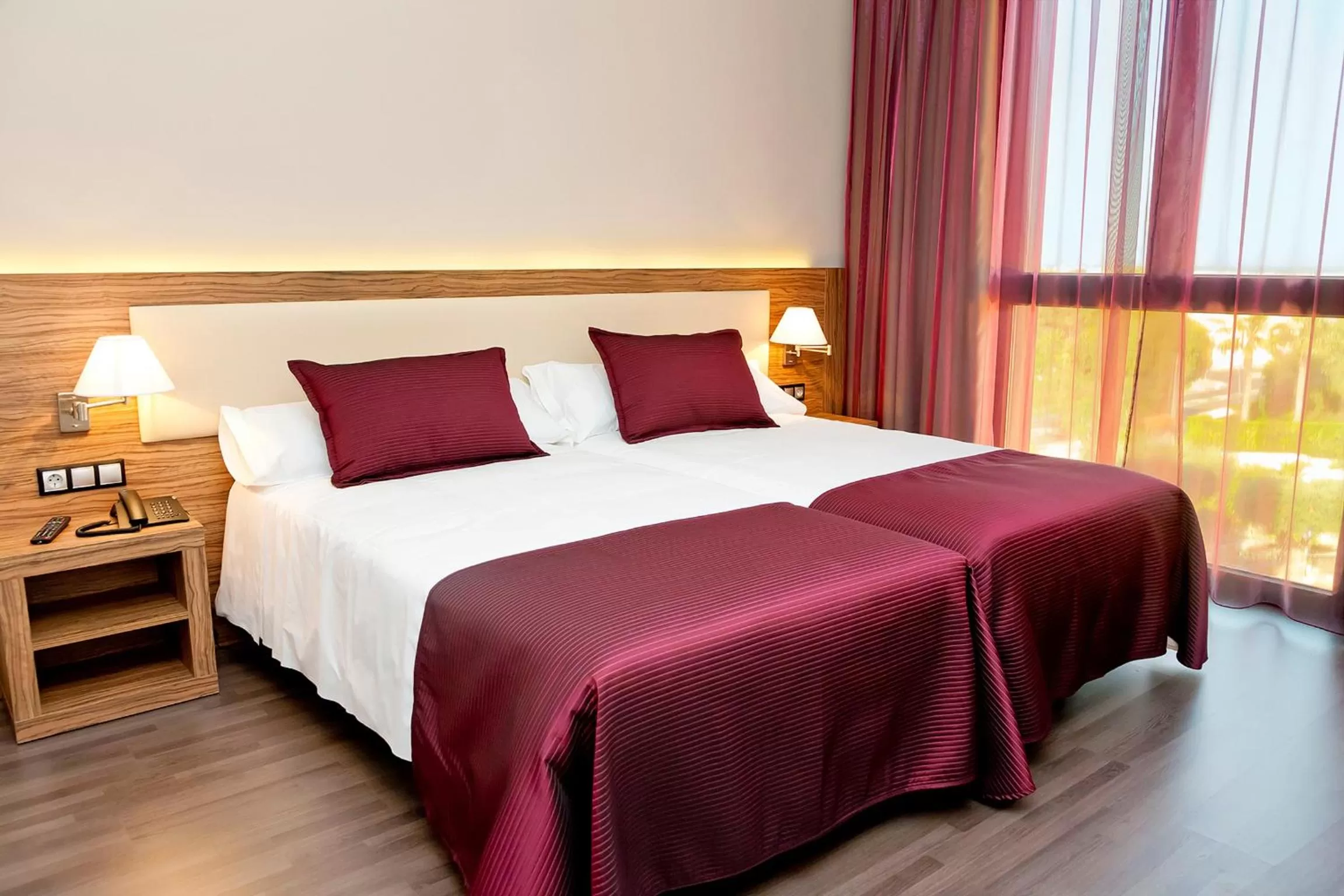 Photo of the whole room, Bed in Dña Monse Hotel Spa & Golf