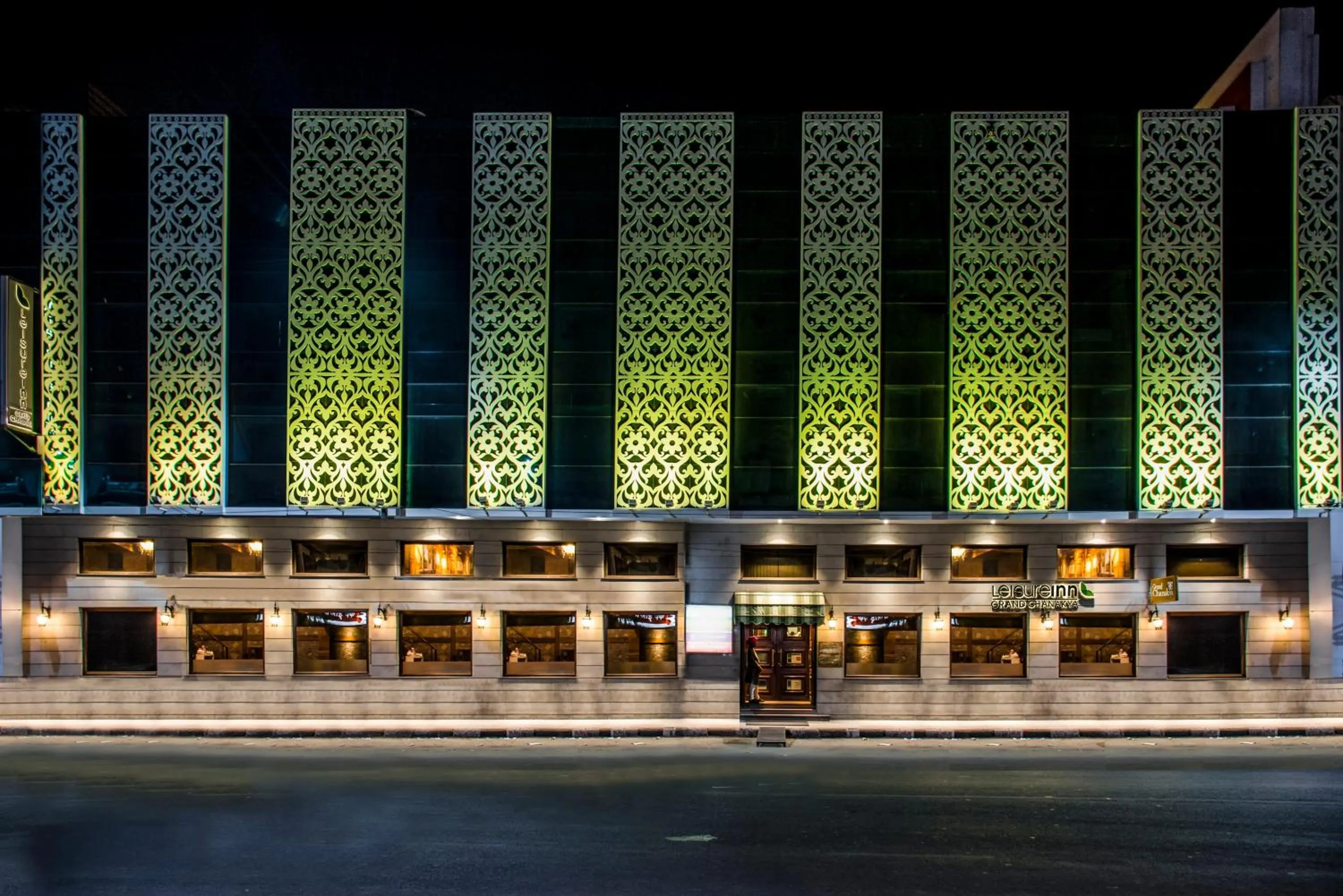 Leisure Inn Grand Chanakya