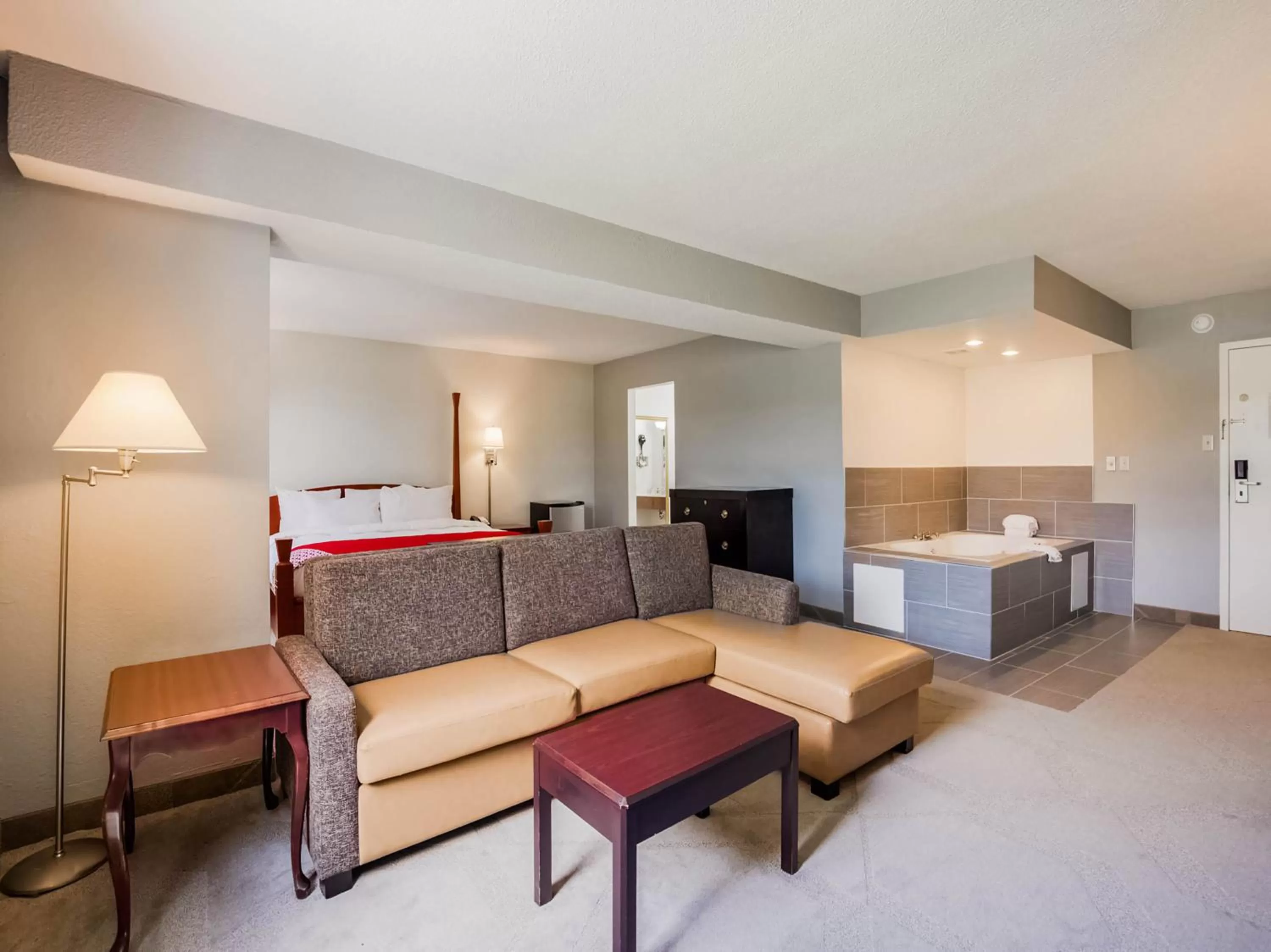 Seating area in Days Inn by Wyndham Conneaut