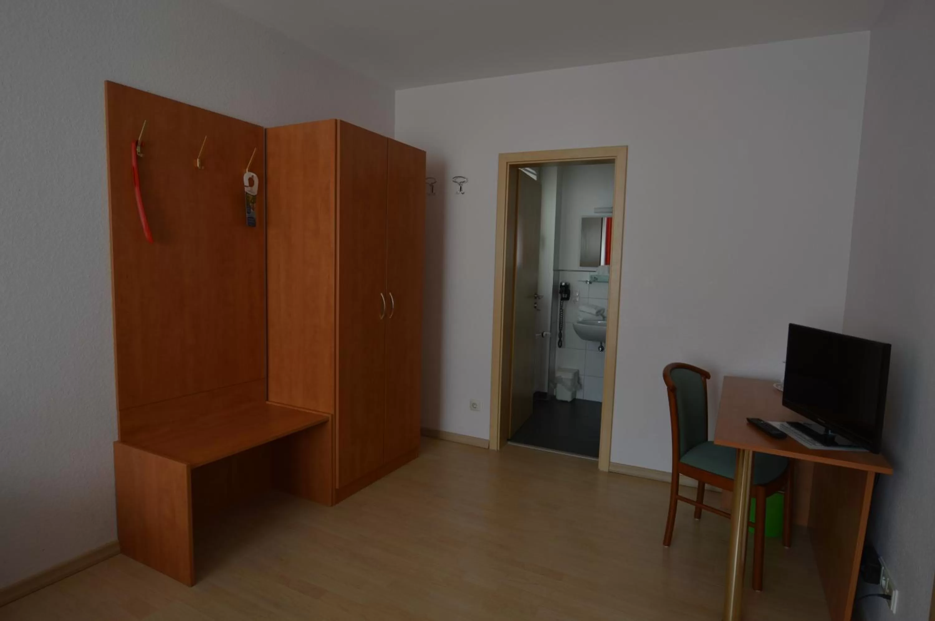 Seating area, TV/Entertainment Center in Aktivhotel Alter Kaiser